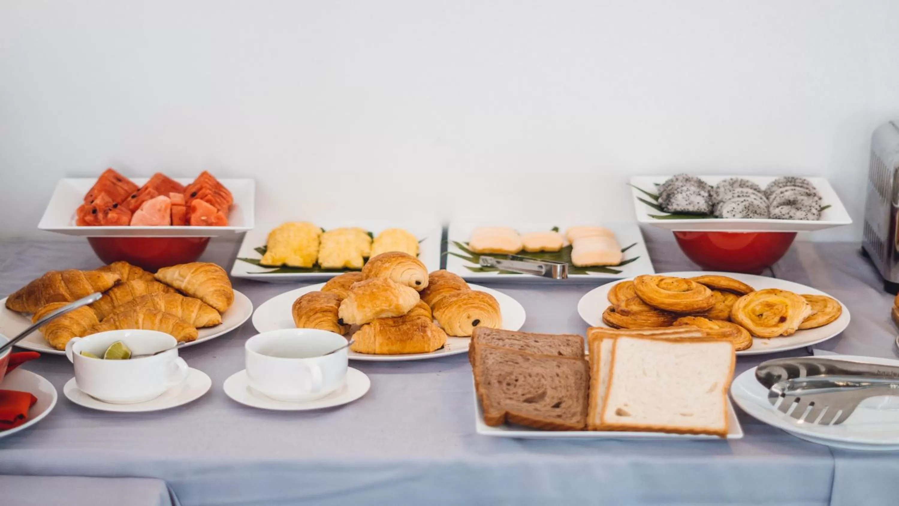 Restaurant/places to eat in Angkor Aurora