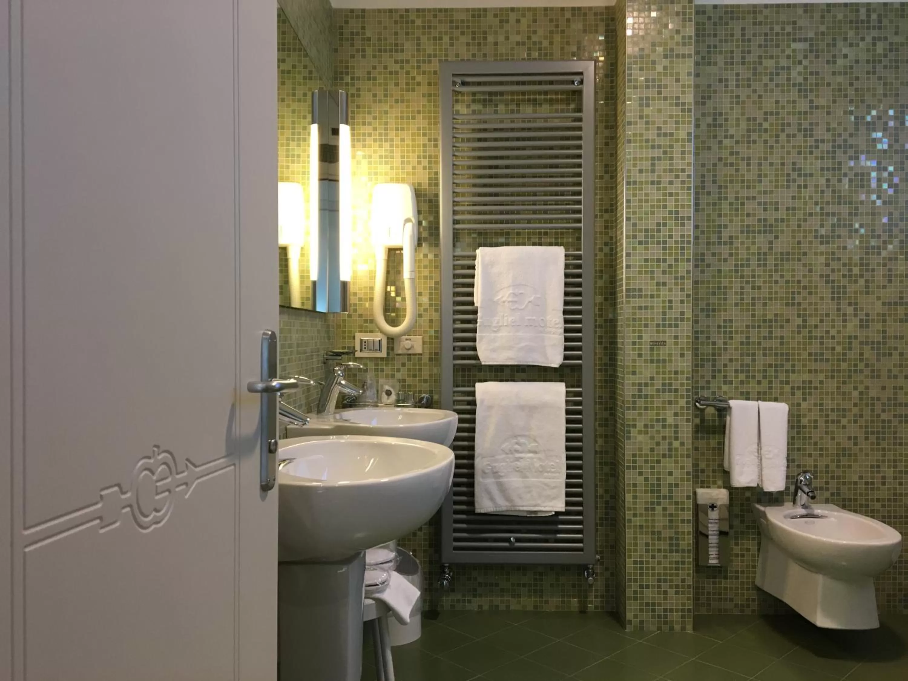Bathroom in Guglielmotel