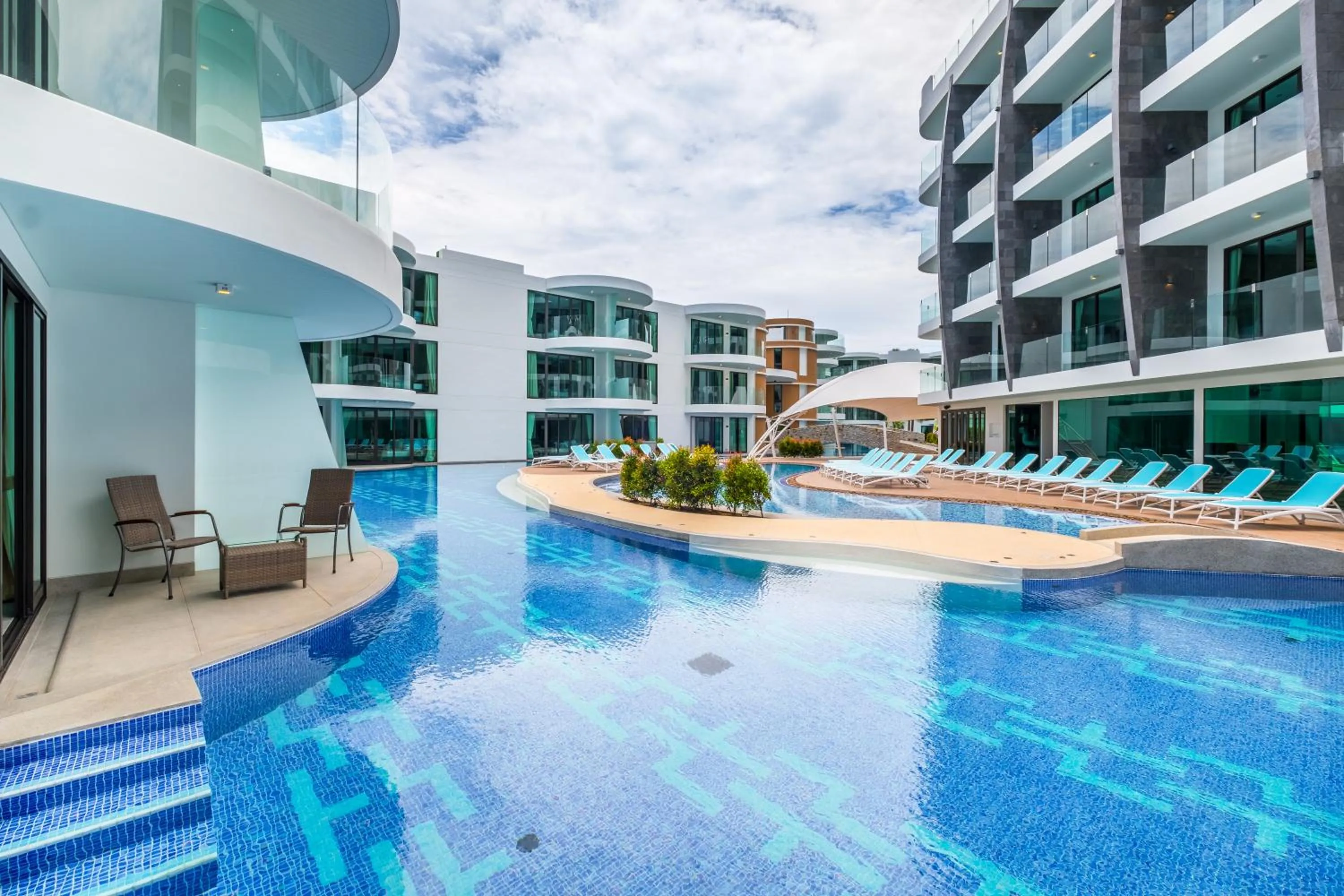 Deluxe Studio with Pool Access in Lets Phuket Twin Sands Resort & Spa-SHA Extra Plus