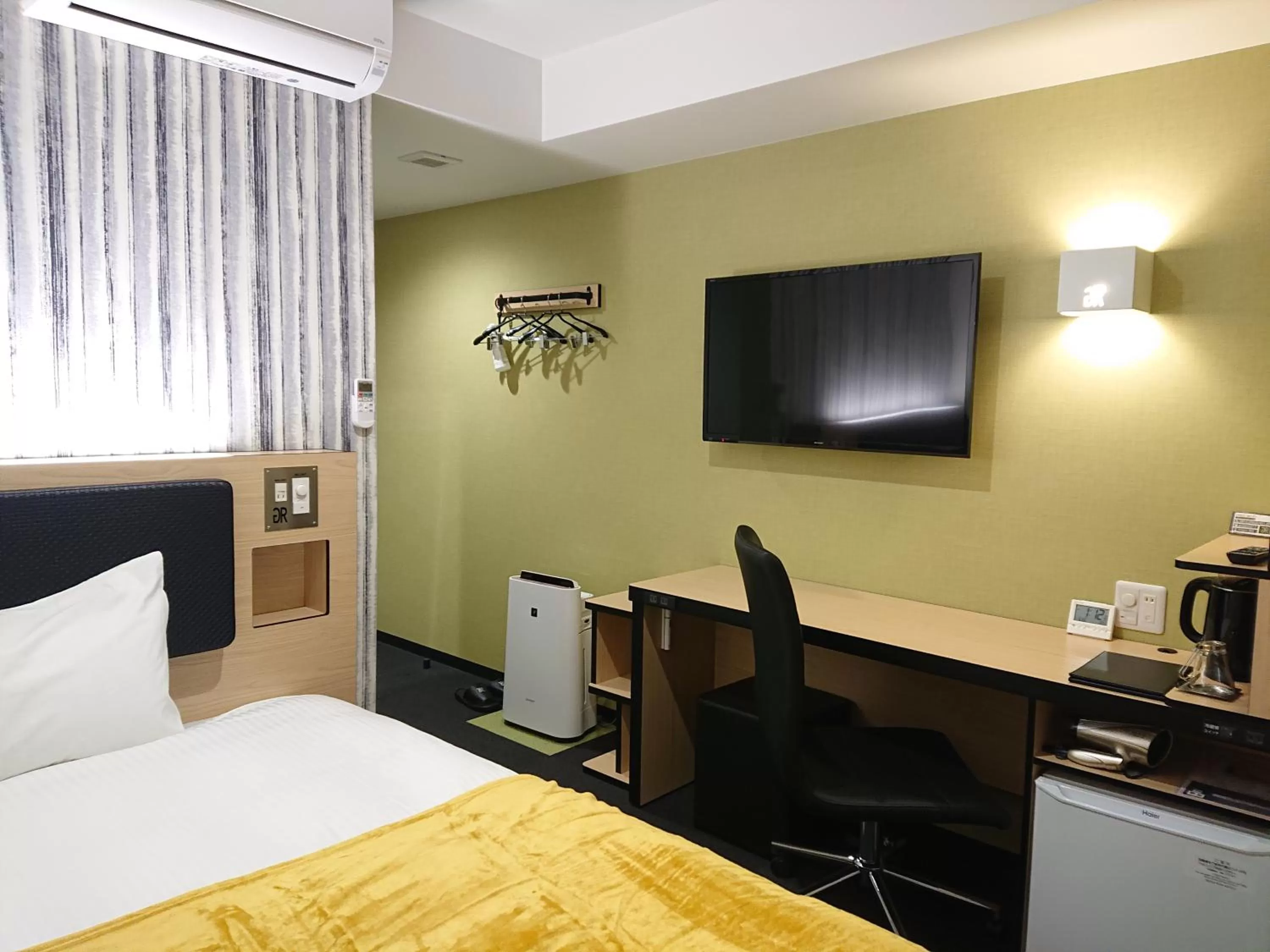 Photo of the whole room, Bed in Green Rich Hotel Kurashiki Ekimae (Artificial hot spring Futamata Yunohana)