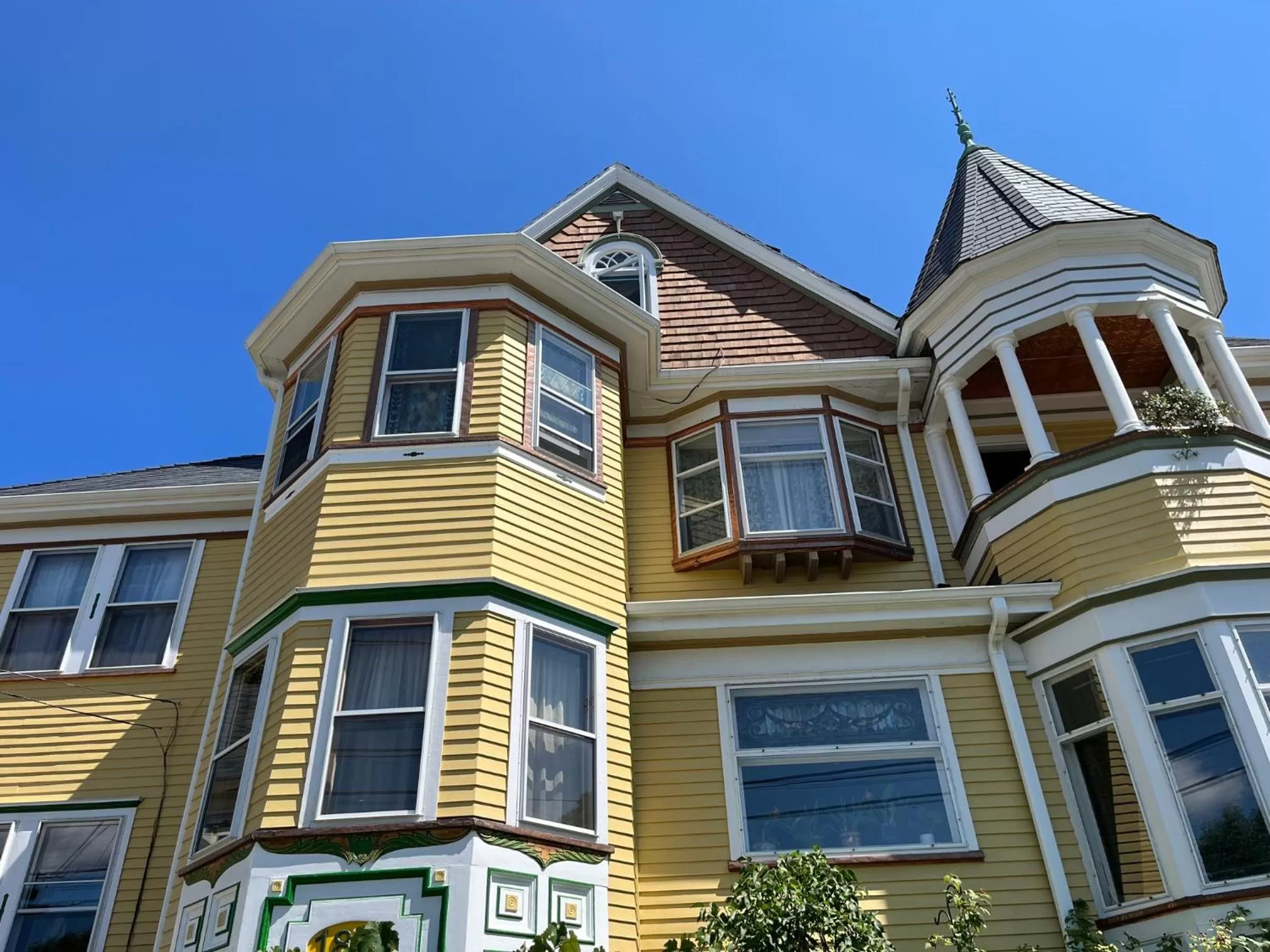 Munroe Inn Boutique Hotel