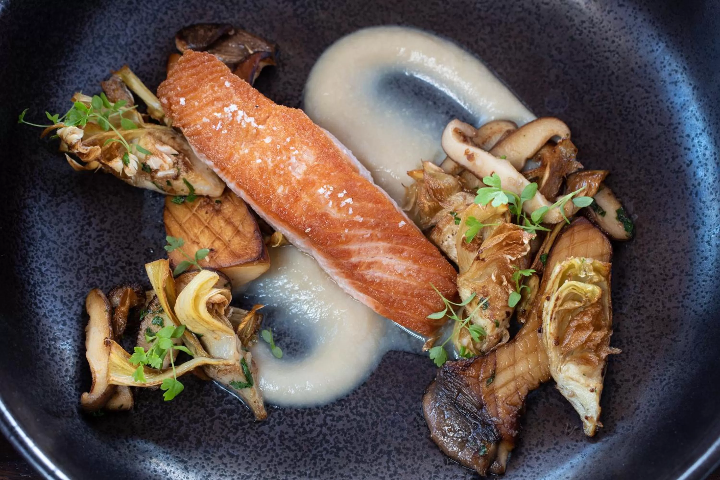 Food in Hotel Interurban Seattle Airport SeaTac