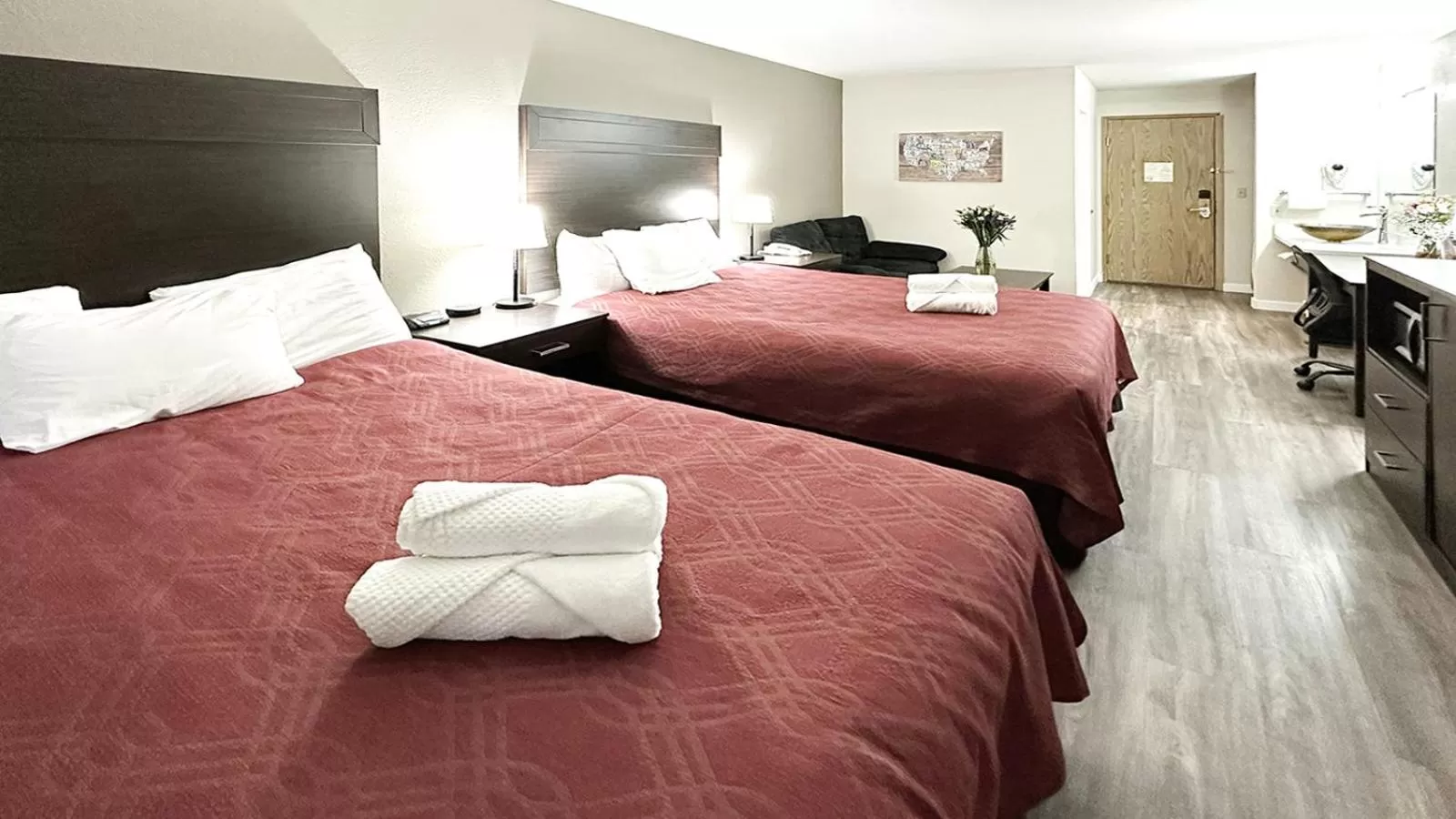 Bed in Ocean Star Inn