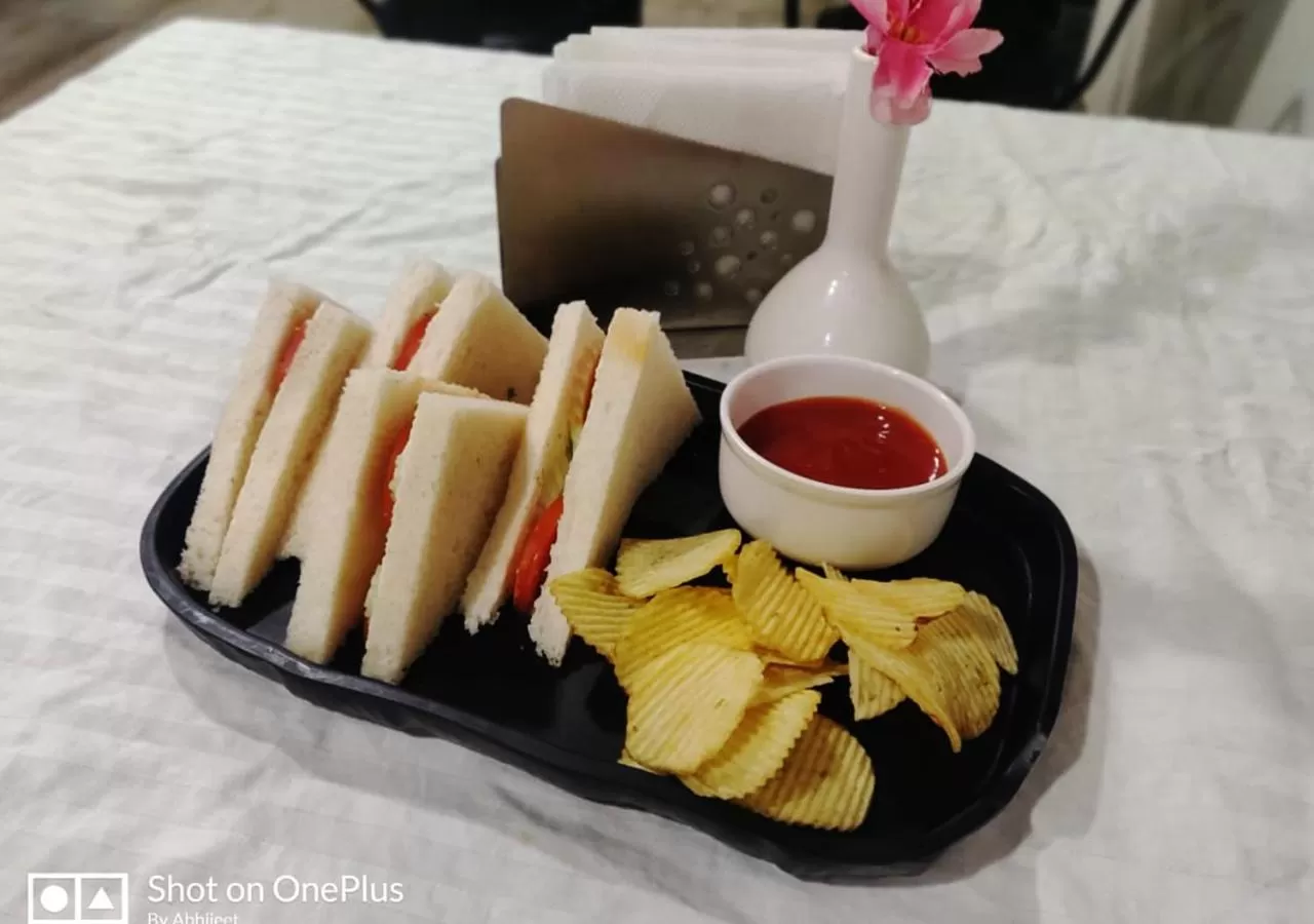 Breakfast in Hotel Planet Four