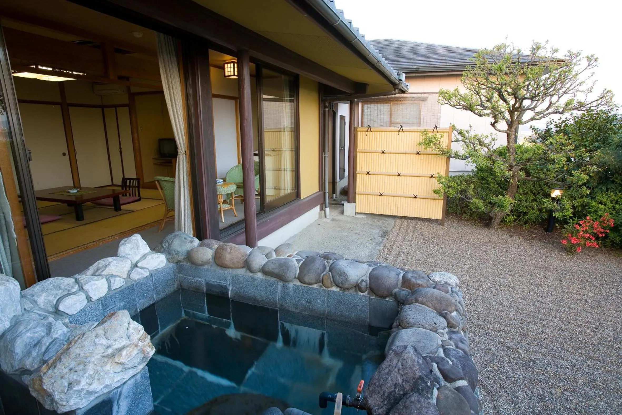 Hot Spring Bath in Satsuki Bessou