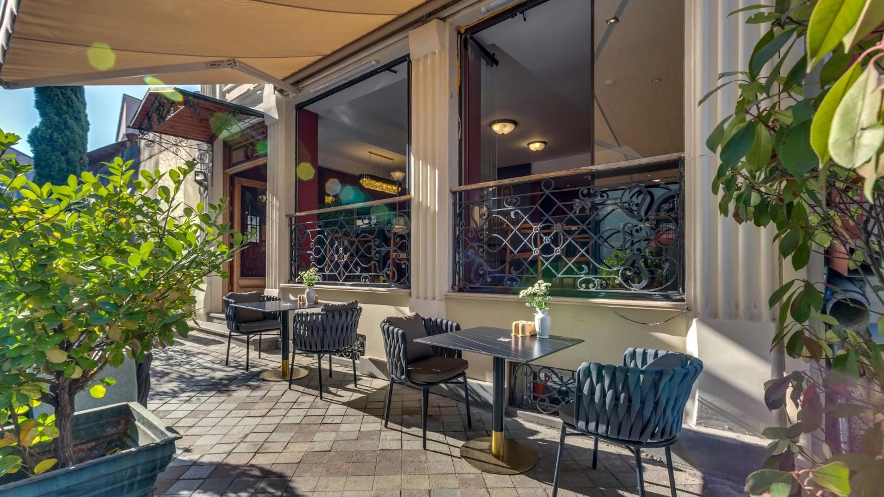 Patio in Mukhrantubani Boutique Hotel