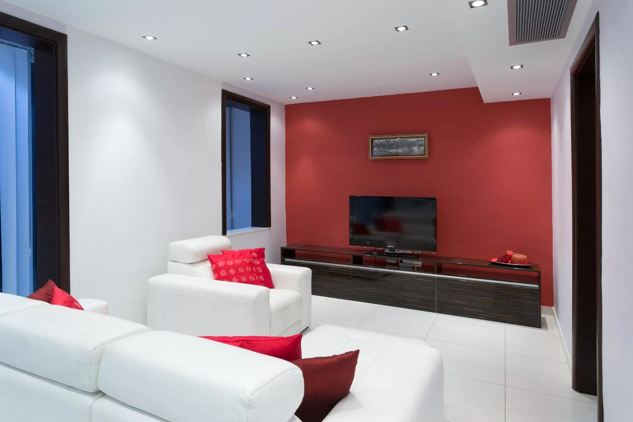 TV and multimedia in InStyle Aparthotel