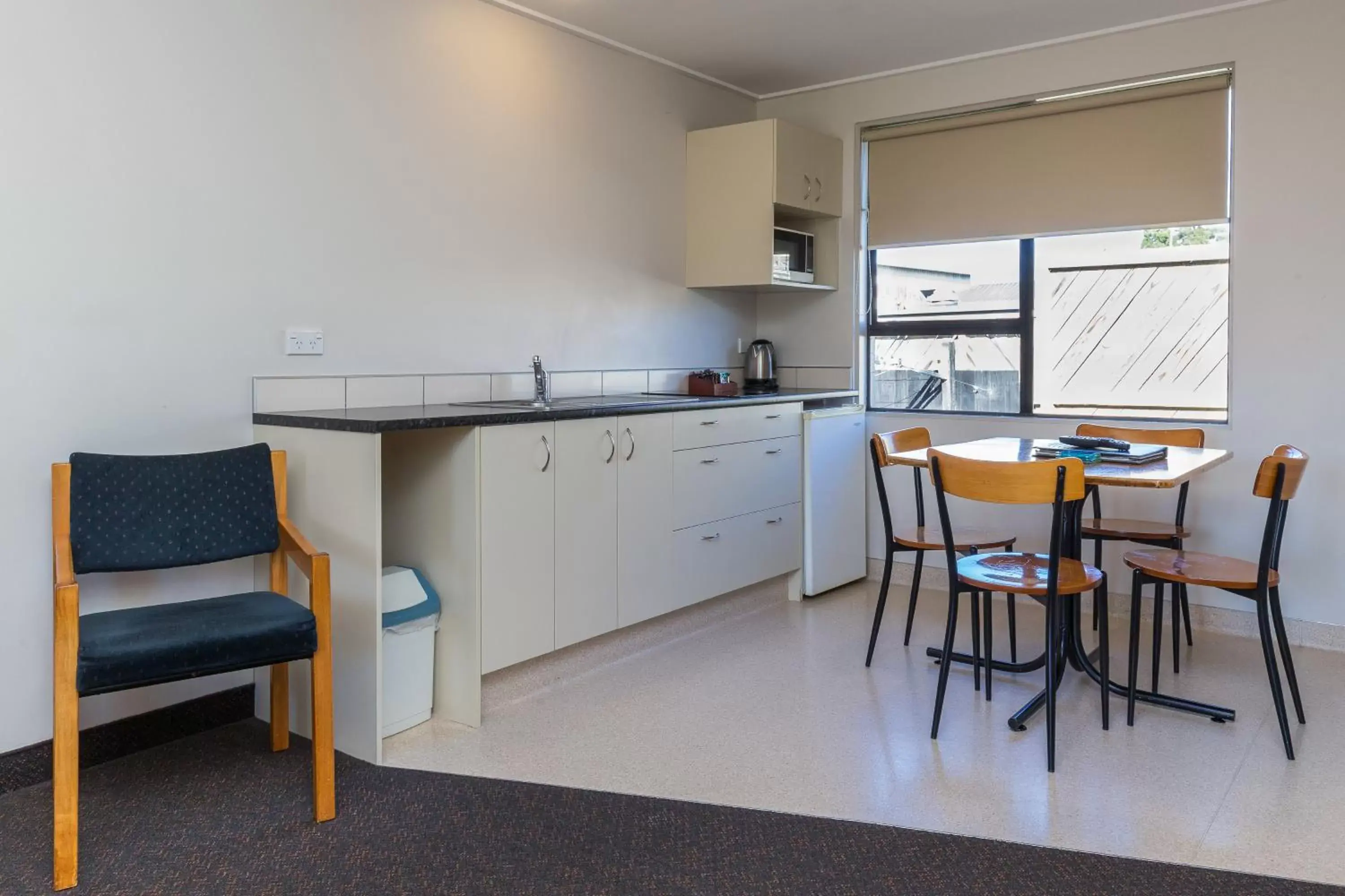 One-Bedroom Apartment - single occupancy in Cherylea Motel One-Bedroom Apartment - single occupancy in Cherylea Motel