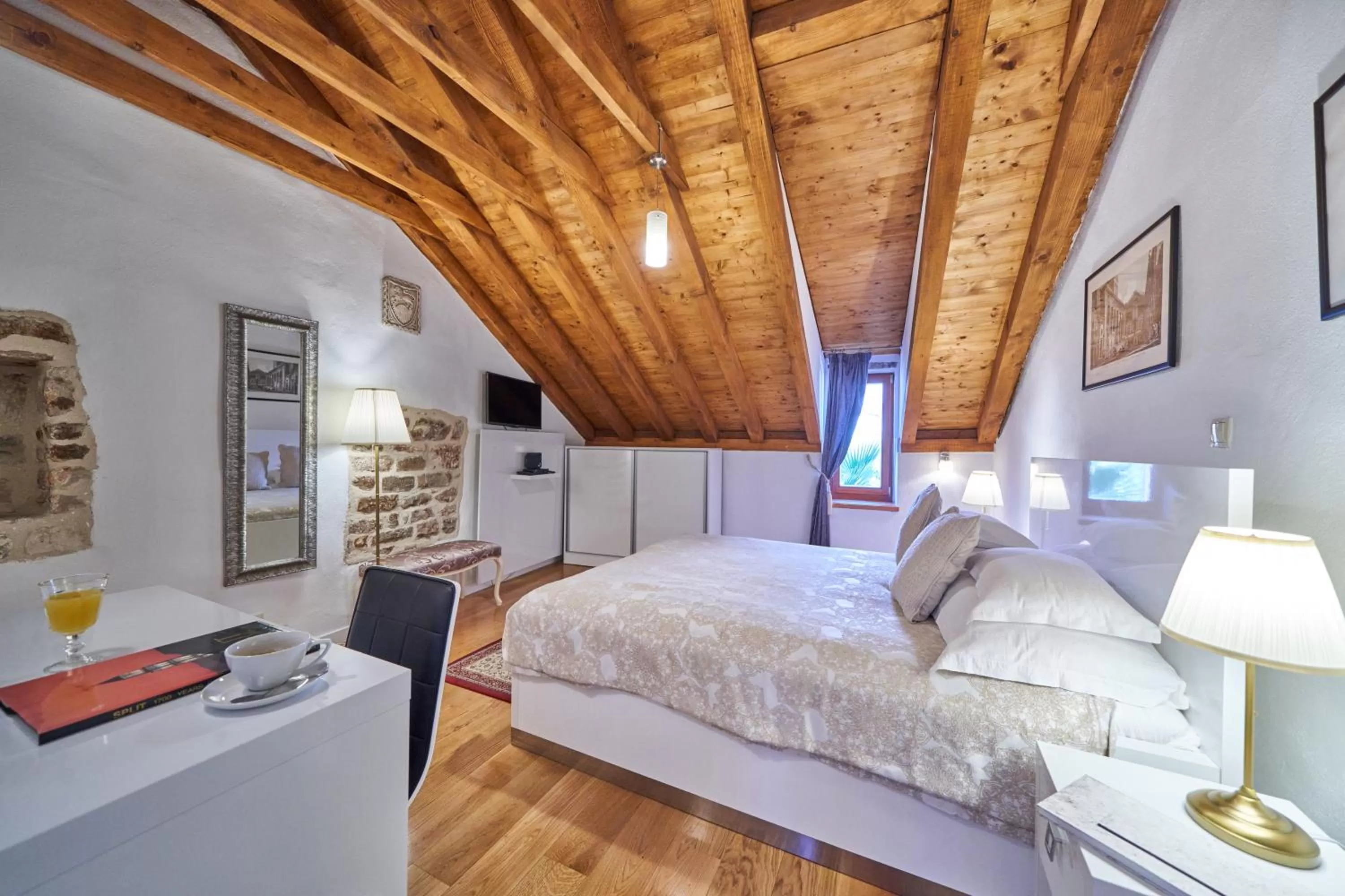 Bedroom, Bed in Villa Split Heritage Hotel