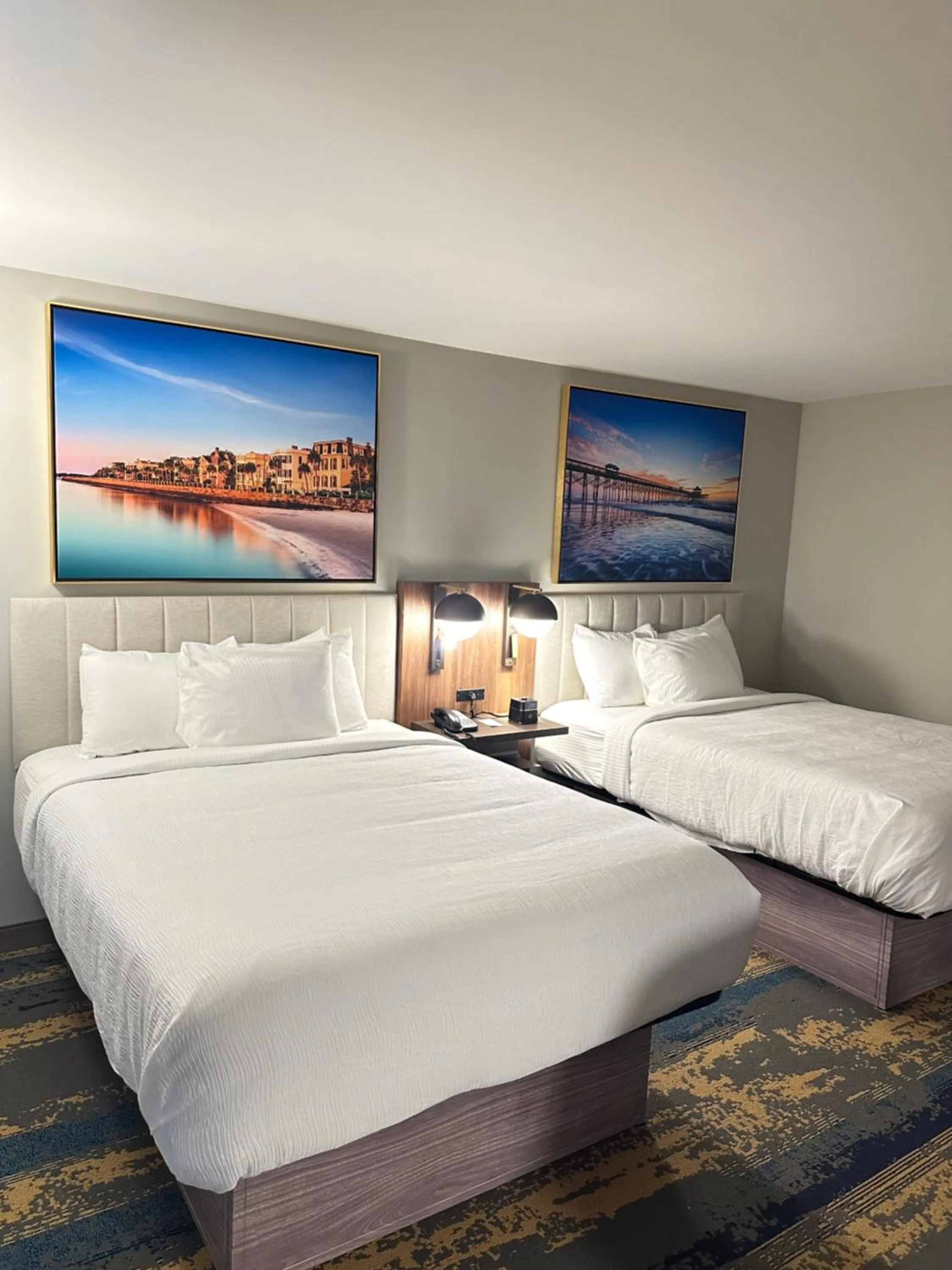 Bed in La Quinta Inn by Wyndham Columbia NE Fort Jackson