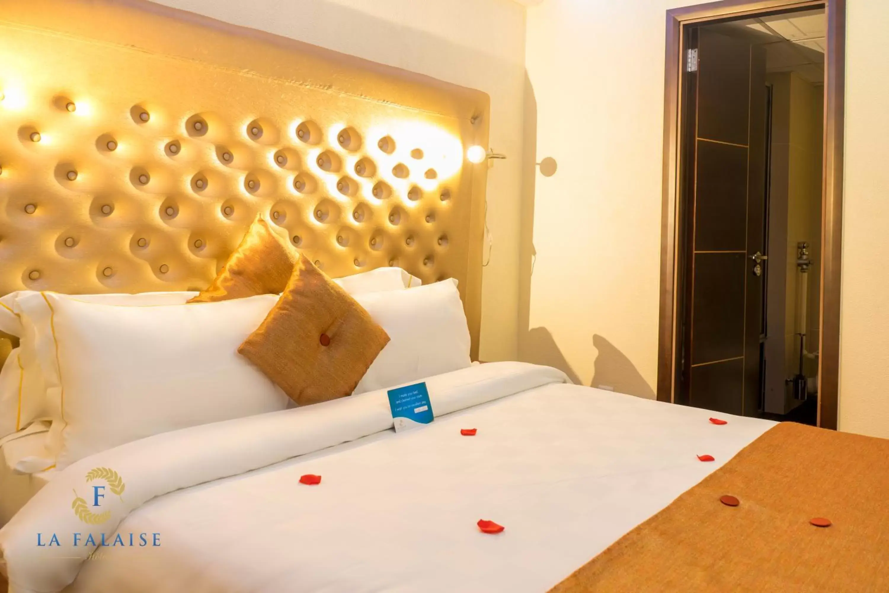 Superior Queen Room in Hotel Résidence La Falaise Superior Queen Room in Hotel Résidence La Falaise