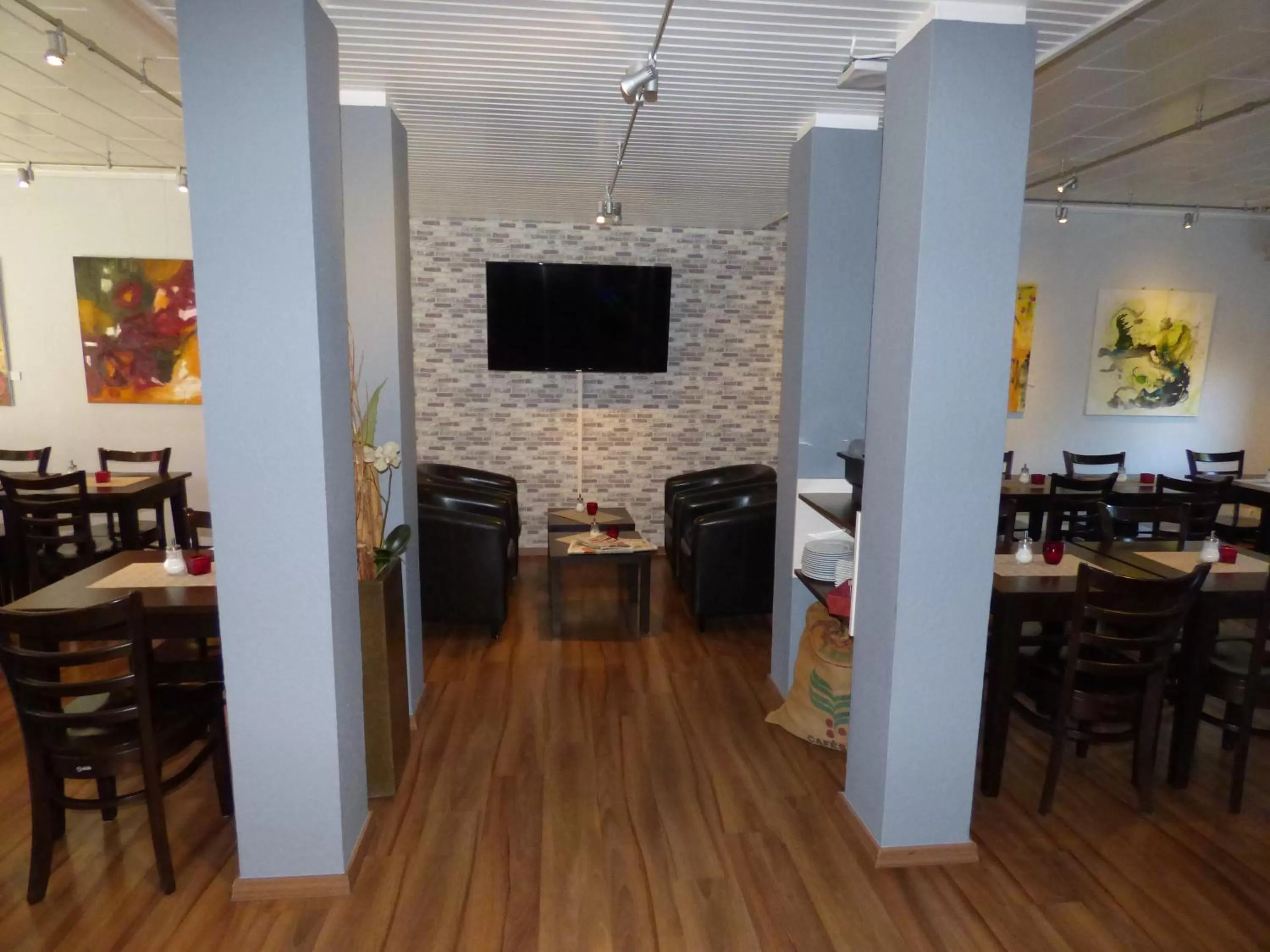 Restaurant/places to eat in Hotel Art Inn Dinslaken