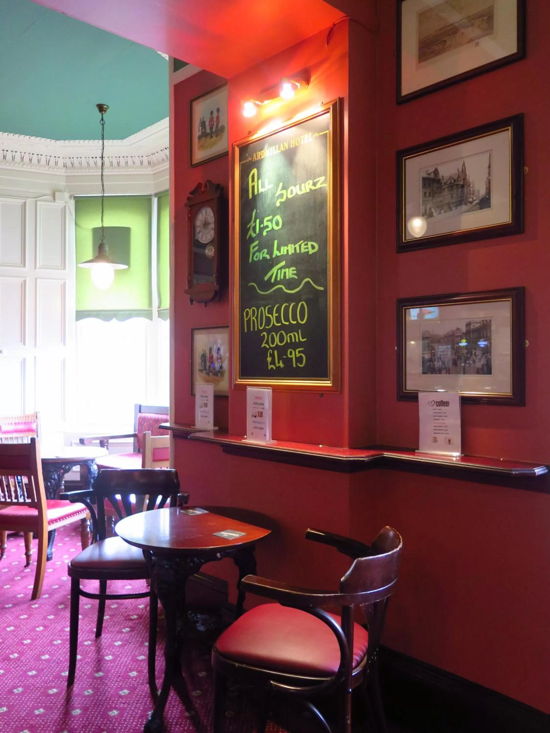 Lounge or bar in Ardmillan Hotel