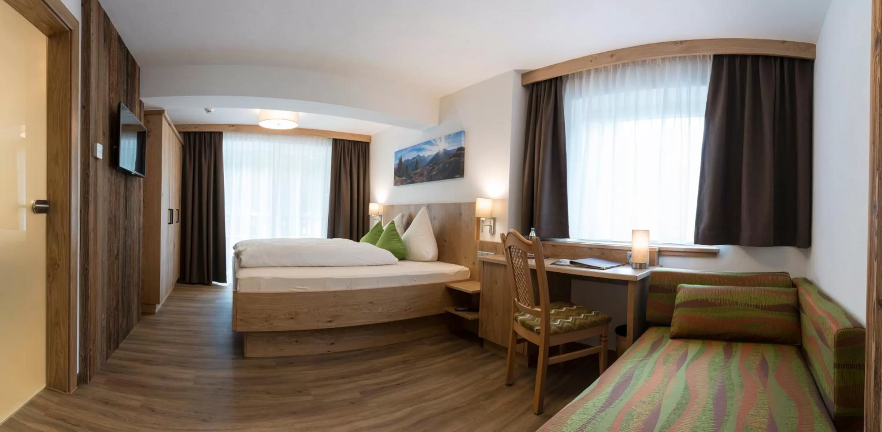 Photo of the whole room, Bed in Gasthof Sportalm