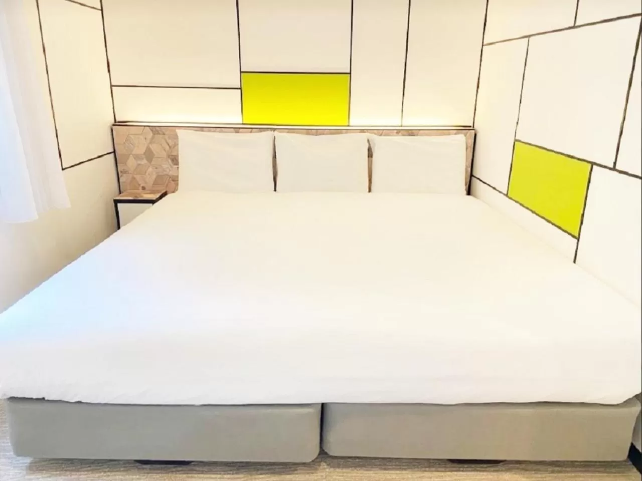 Bed in Henn na Hotel Osaka Shinsaibashi