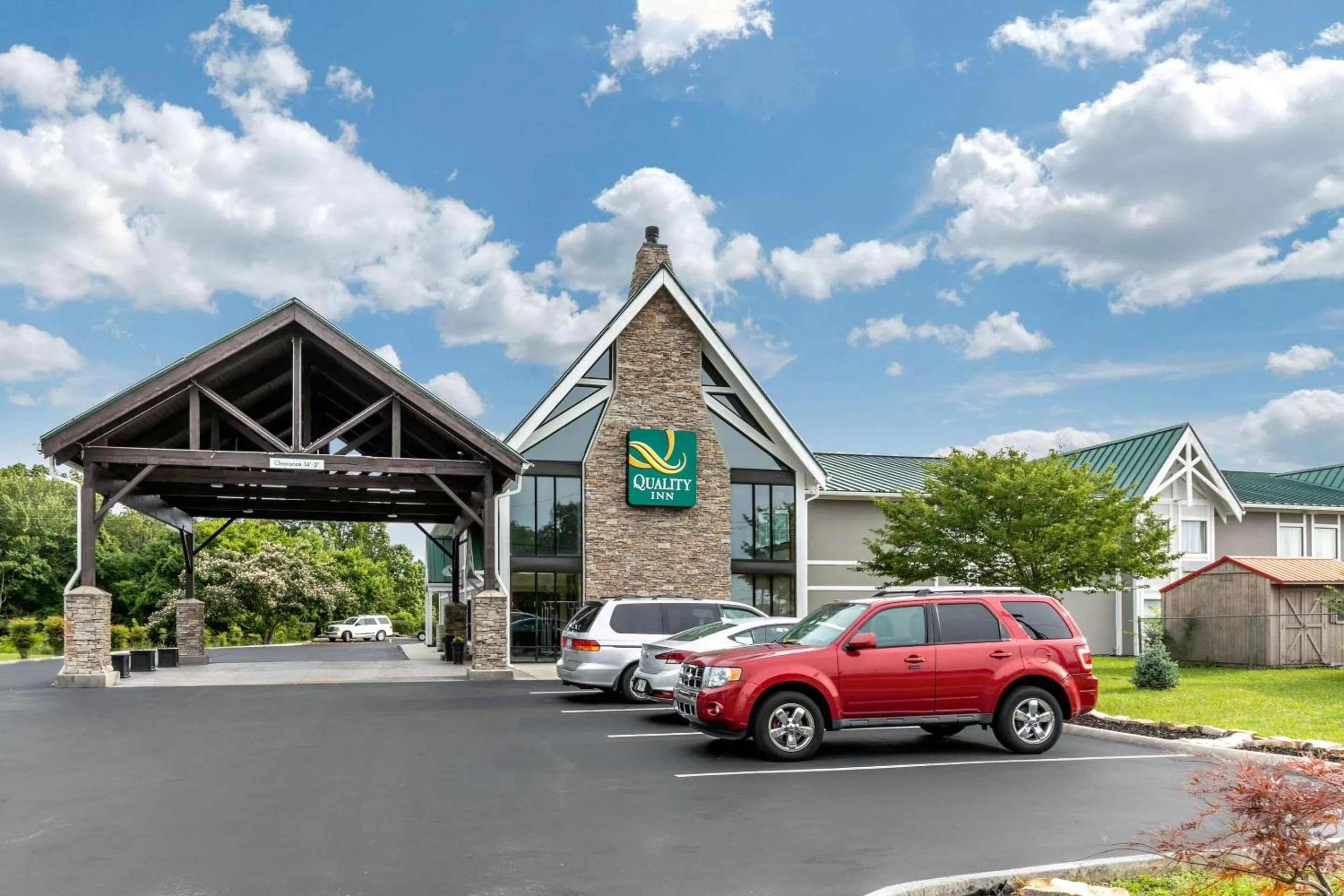 Property building in Quality Inn Monteagle