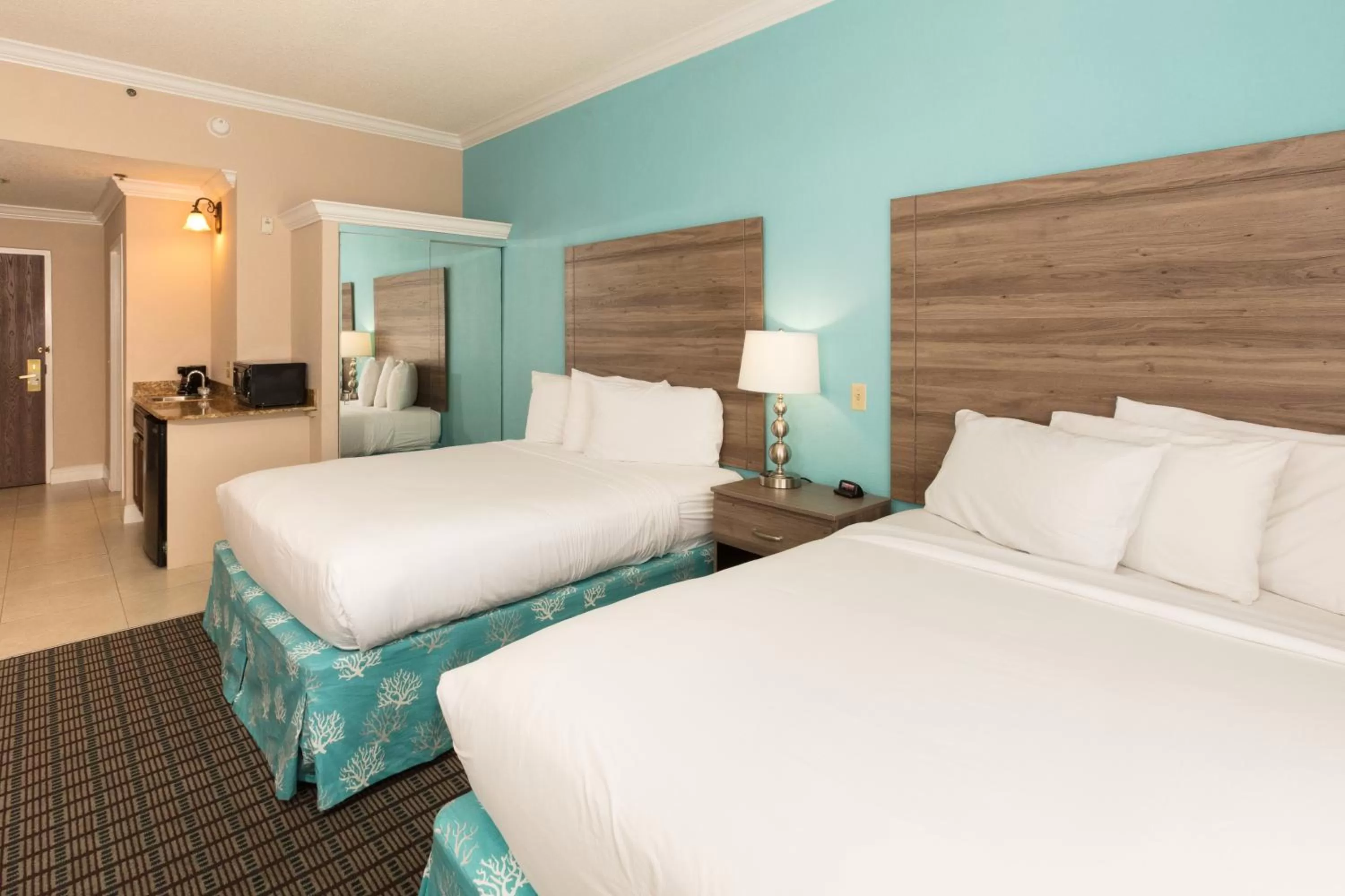 Deluxe Double Room with Sea View in Amelia Hotel at the Beach