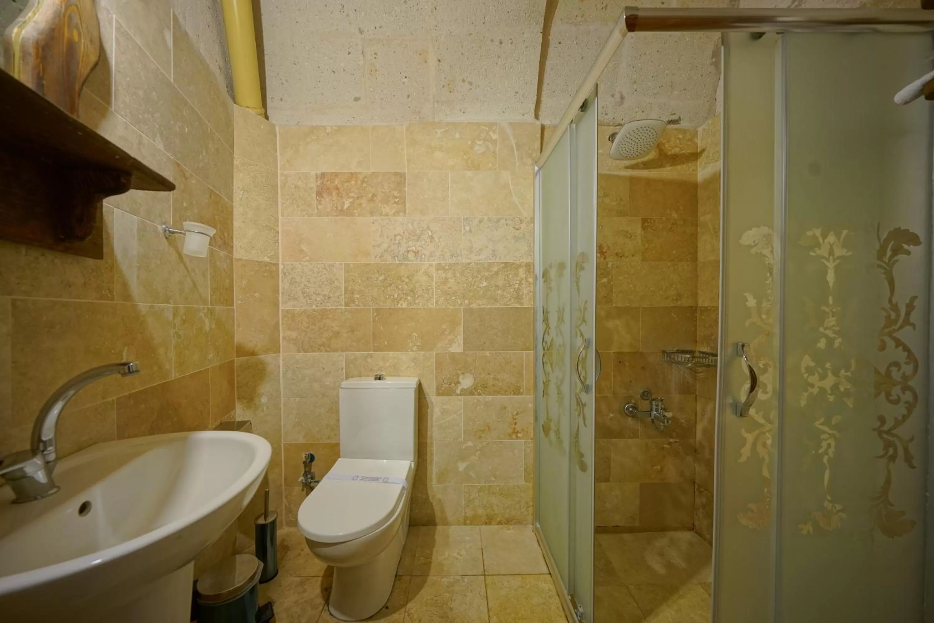 Toilet in Arch Palace