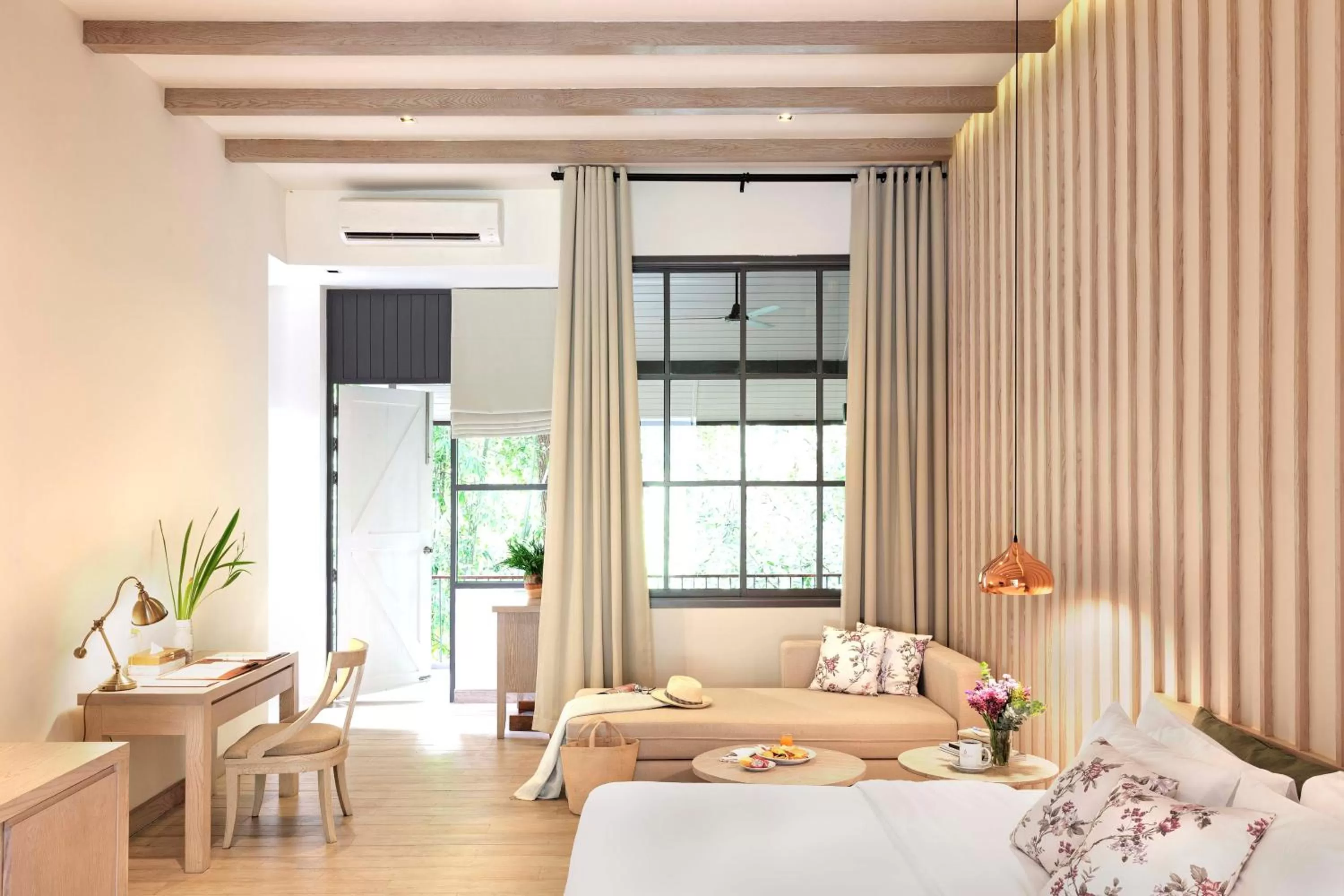 Area and facilities, Bed in Flora Creek Chiang Mai