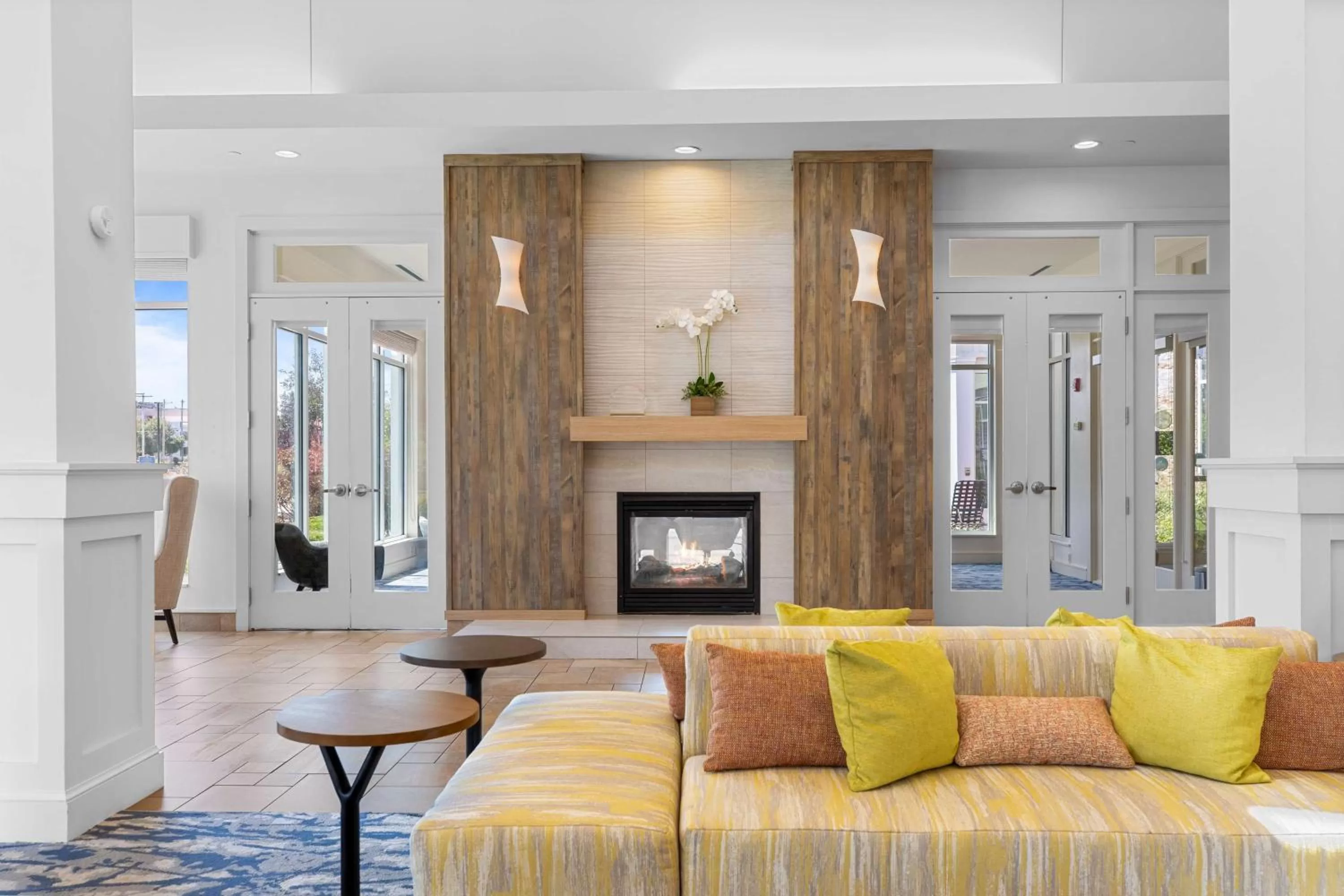 Lobby or reception in Hilton Garden Inn Auburn