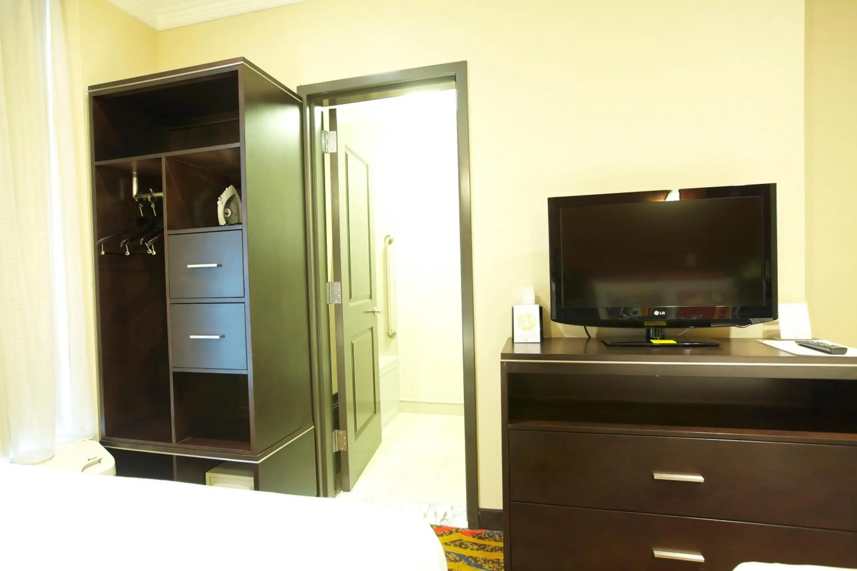 Double Room - Disability Access in Nesva Hotel - New York City Vista Double Room - Disability Access in Nesva Hotel - New York City Vista