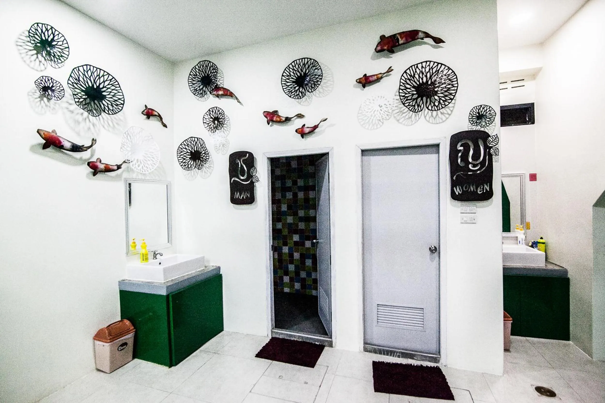 Decorative detail in The Seven Luck