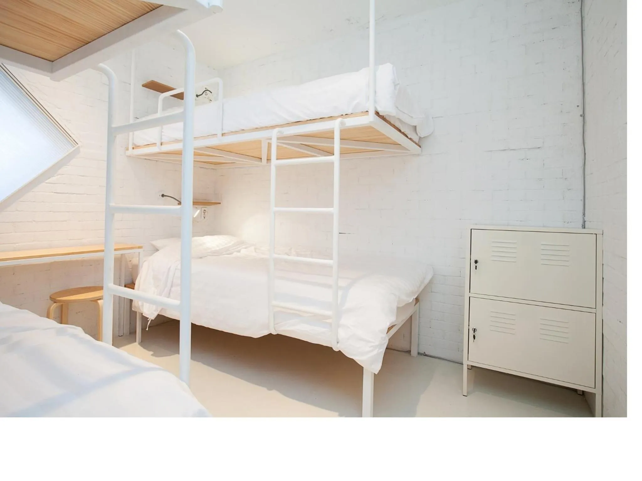 bunk bed, Bed in Mir Guesthouse