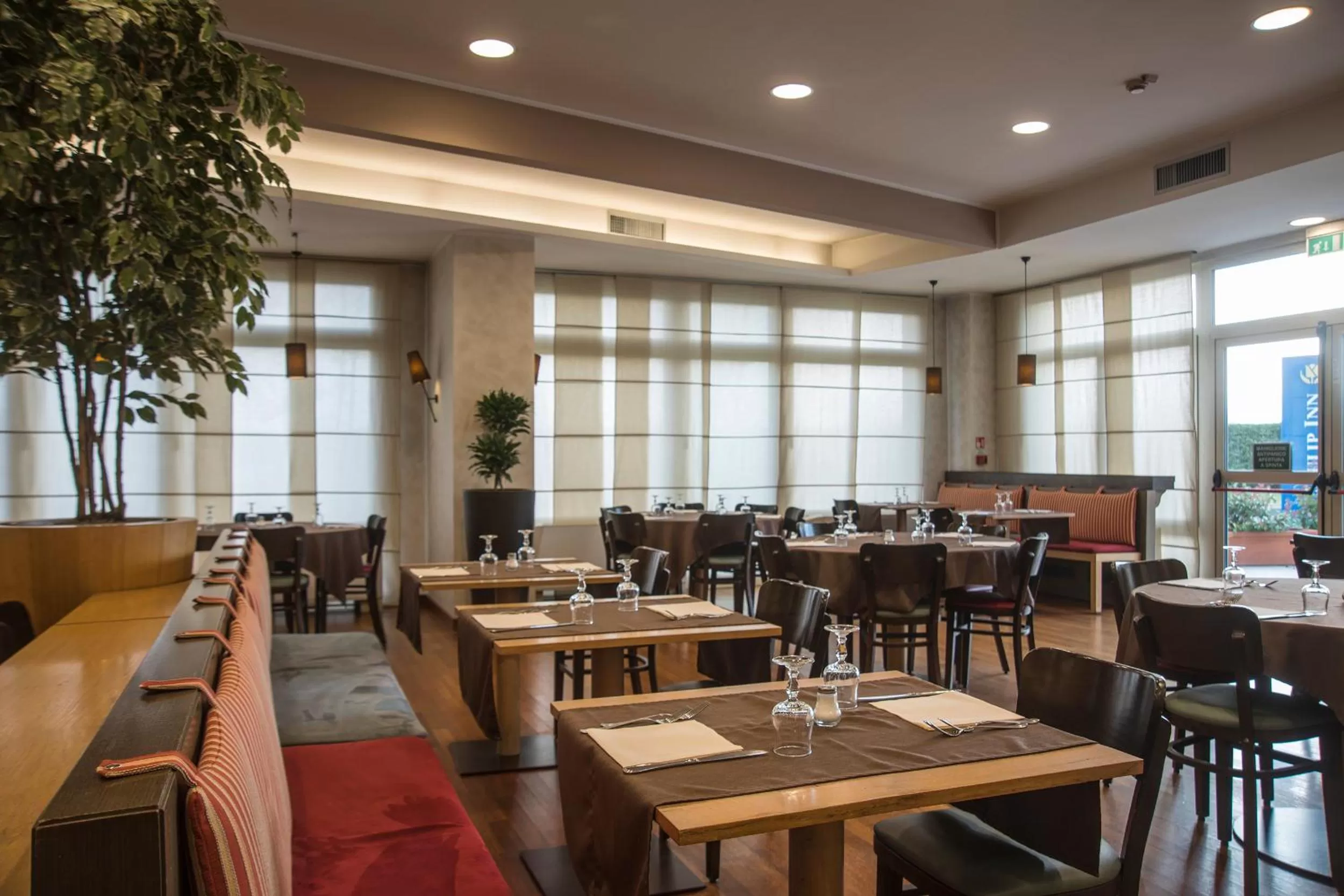 Restaurant/places to eat in Tulip Inn Turin West Rivoli