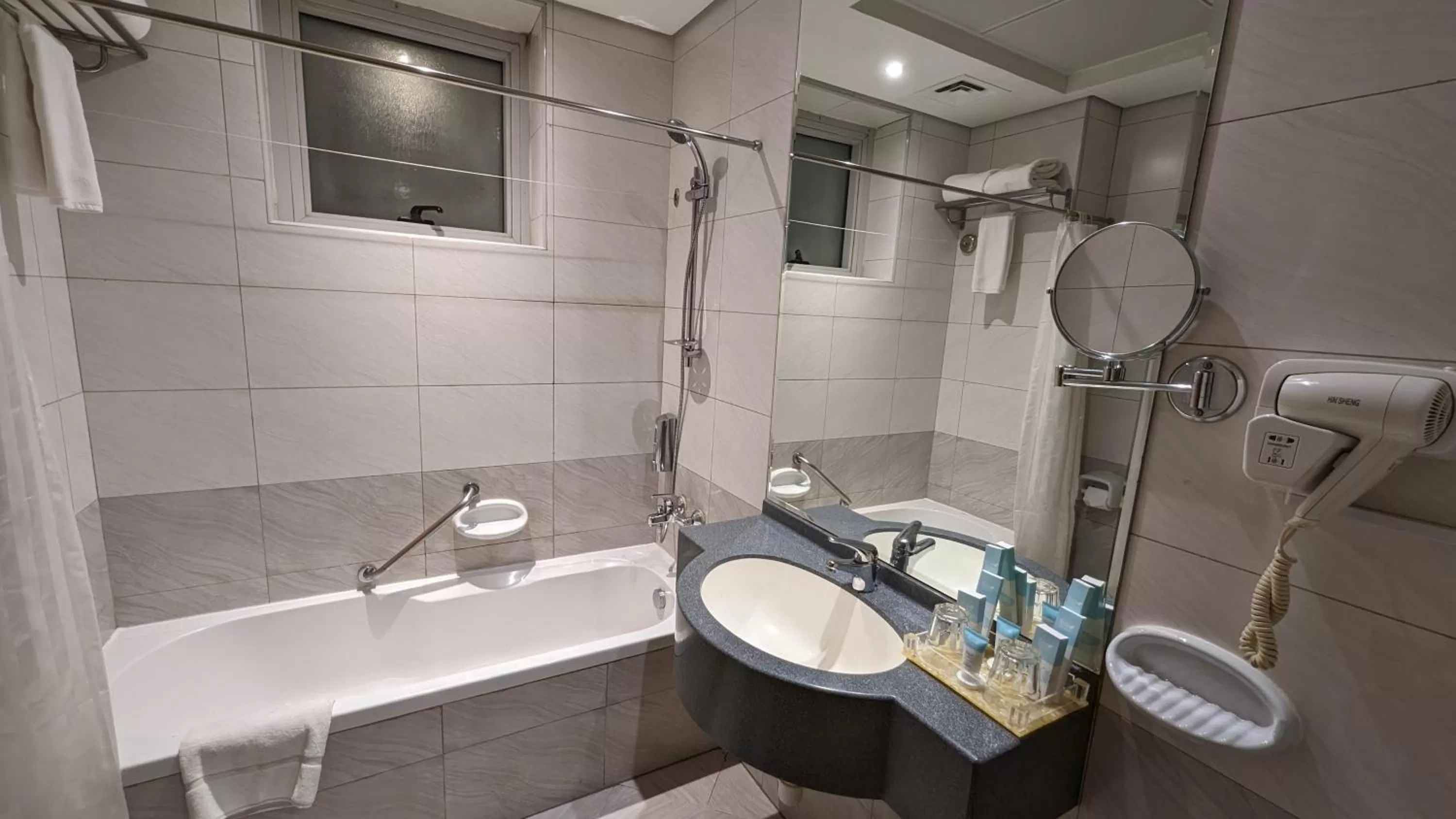 Shower in City Tower Hotel