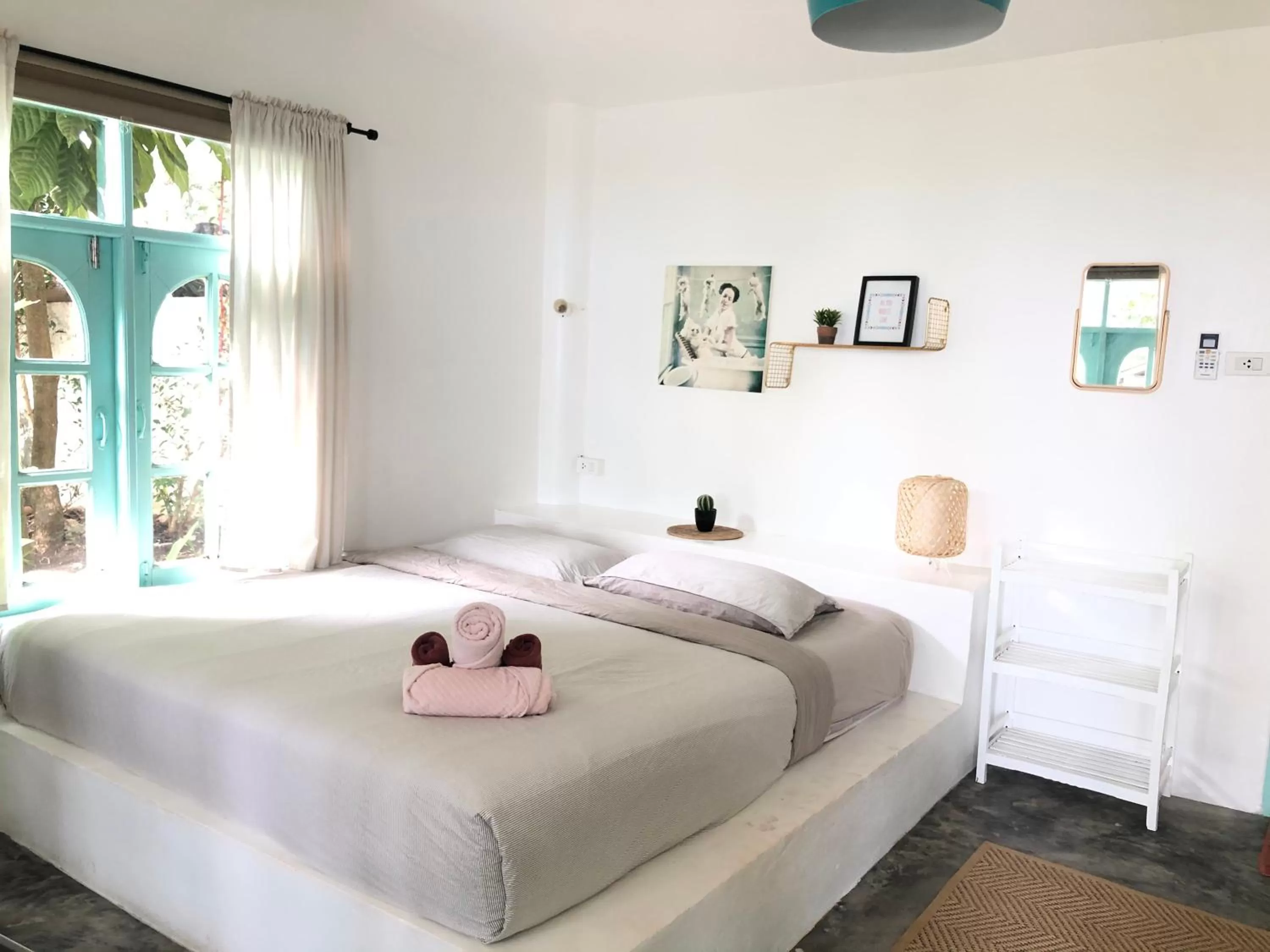 Bed in Indie Beach Bungalows