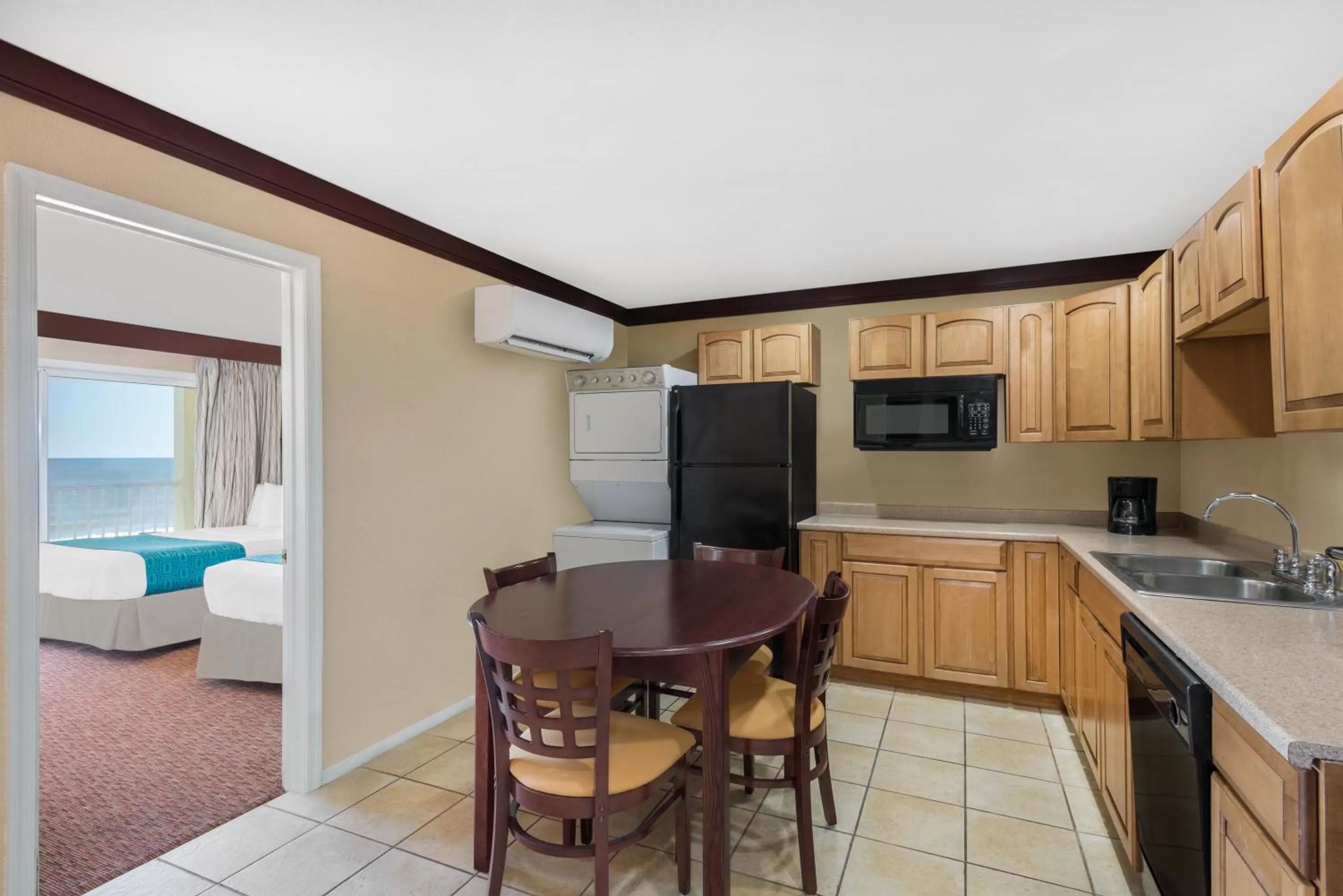 Days Inn by Wyndham Ocean City Oceanfront