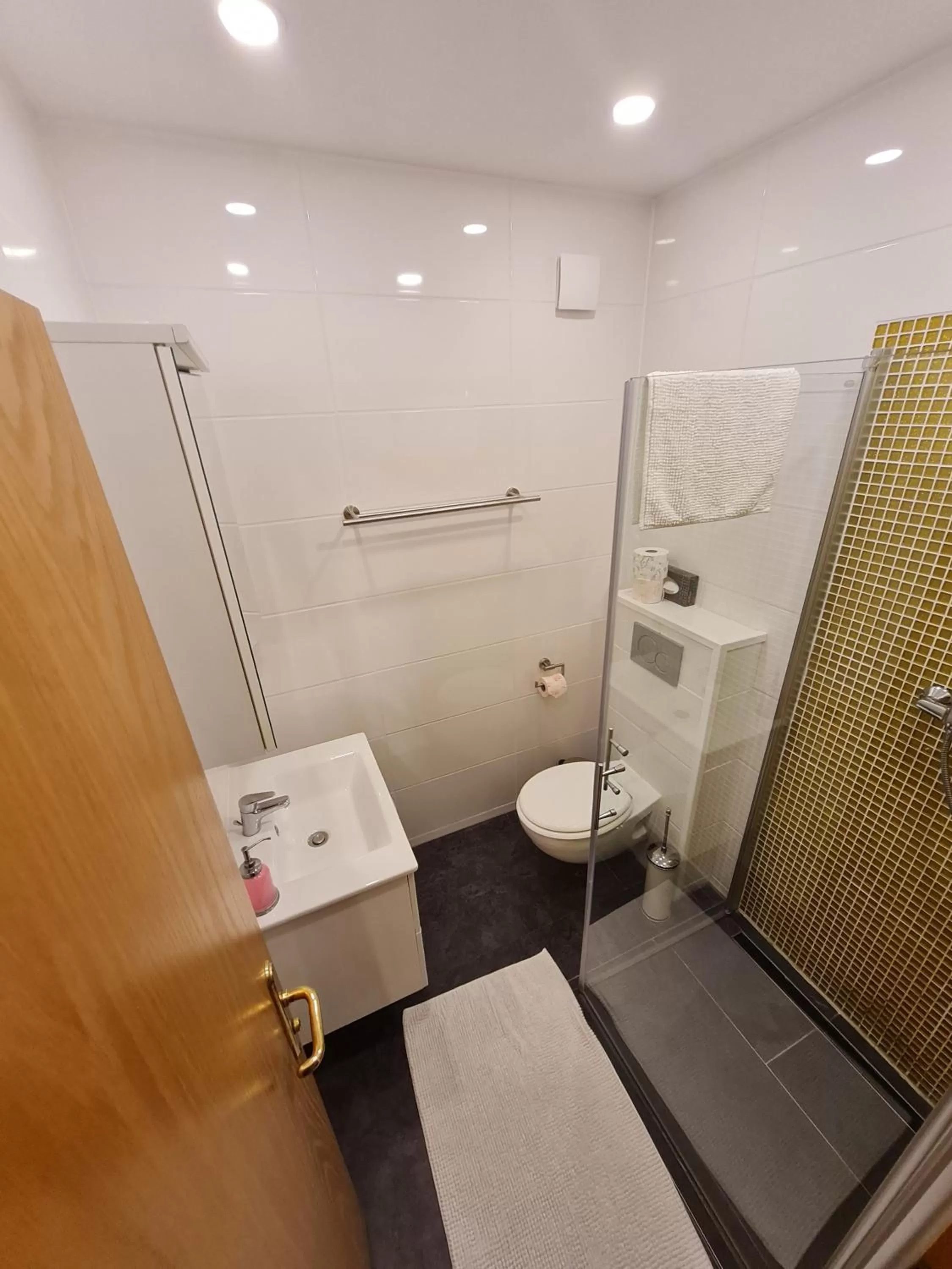 Bathroom in Hotel Waterkant