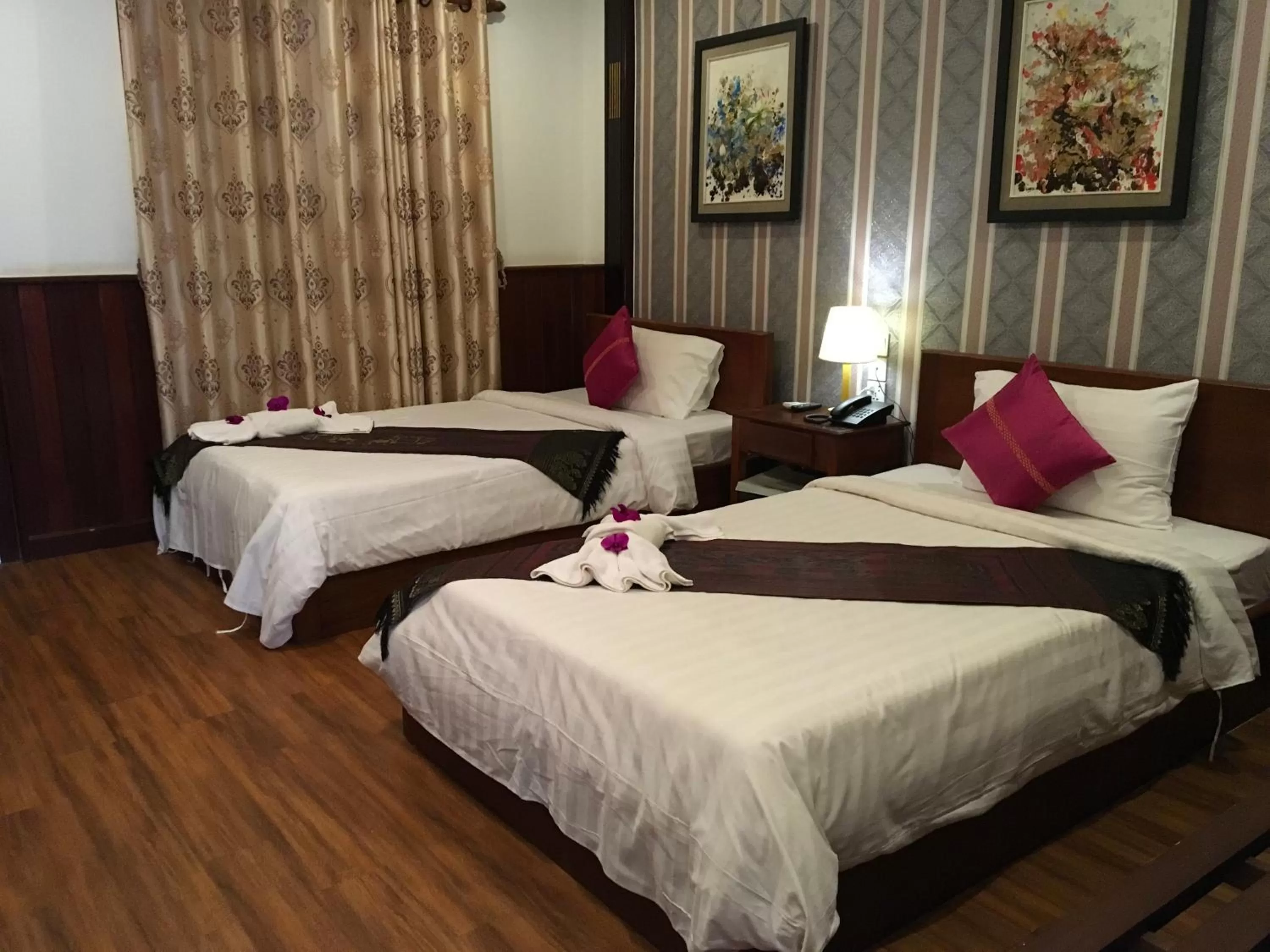 Bed in BayStone Resort