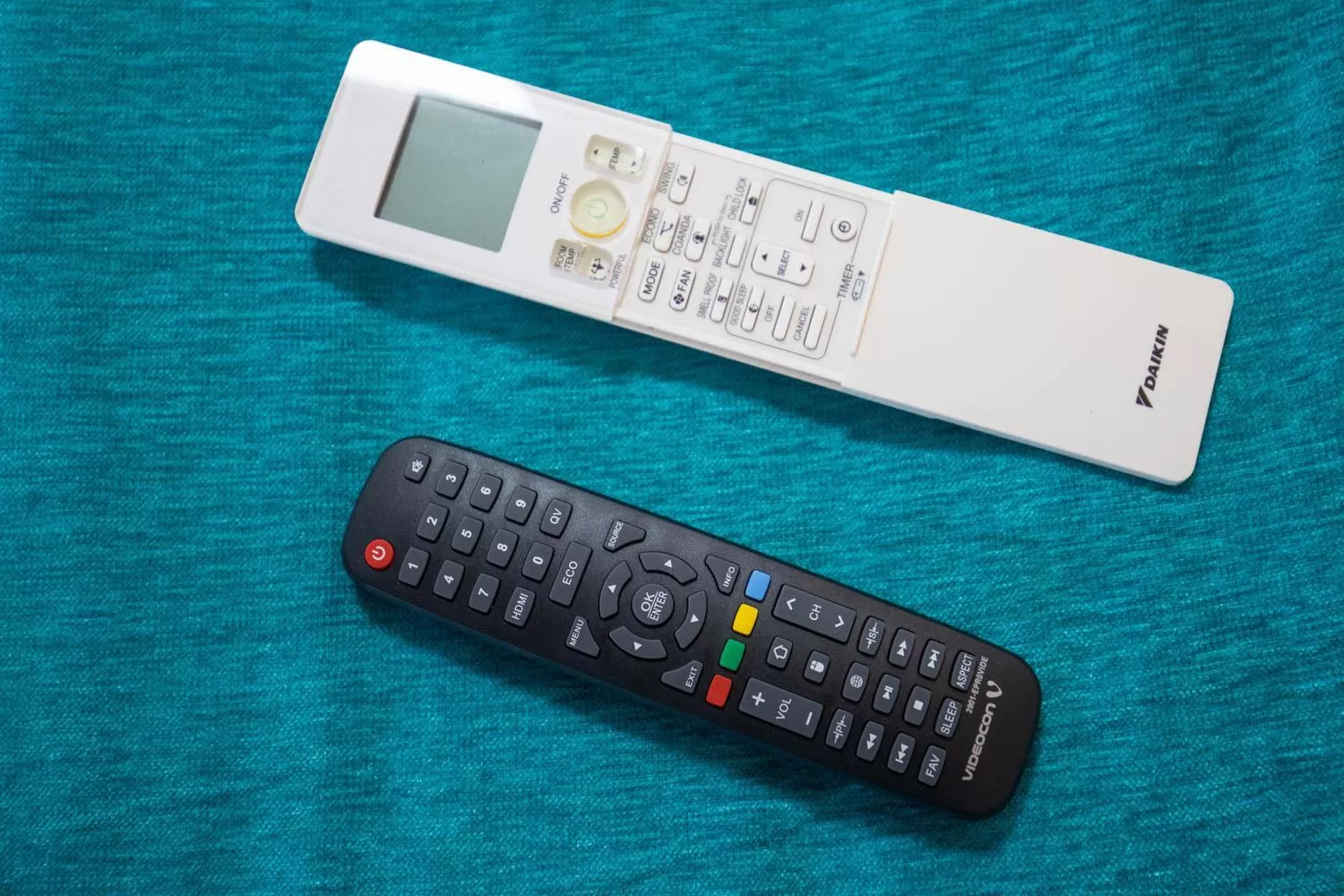 TV and multimedia in Hotel Himalayan Glacier