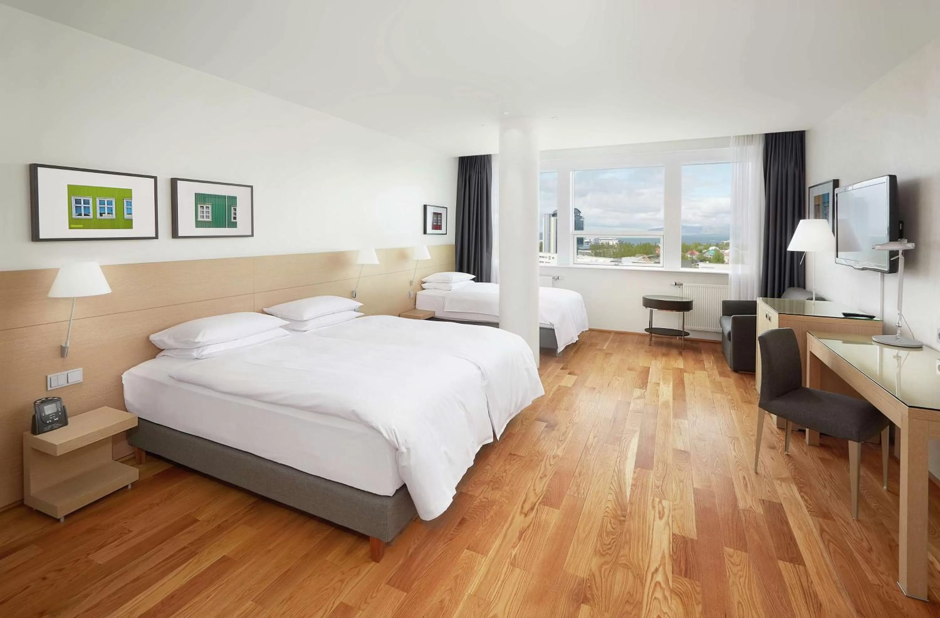 Bedroom, Bed in Hilton Reykjavik Nordica