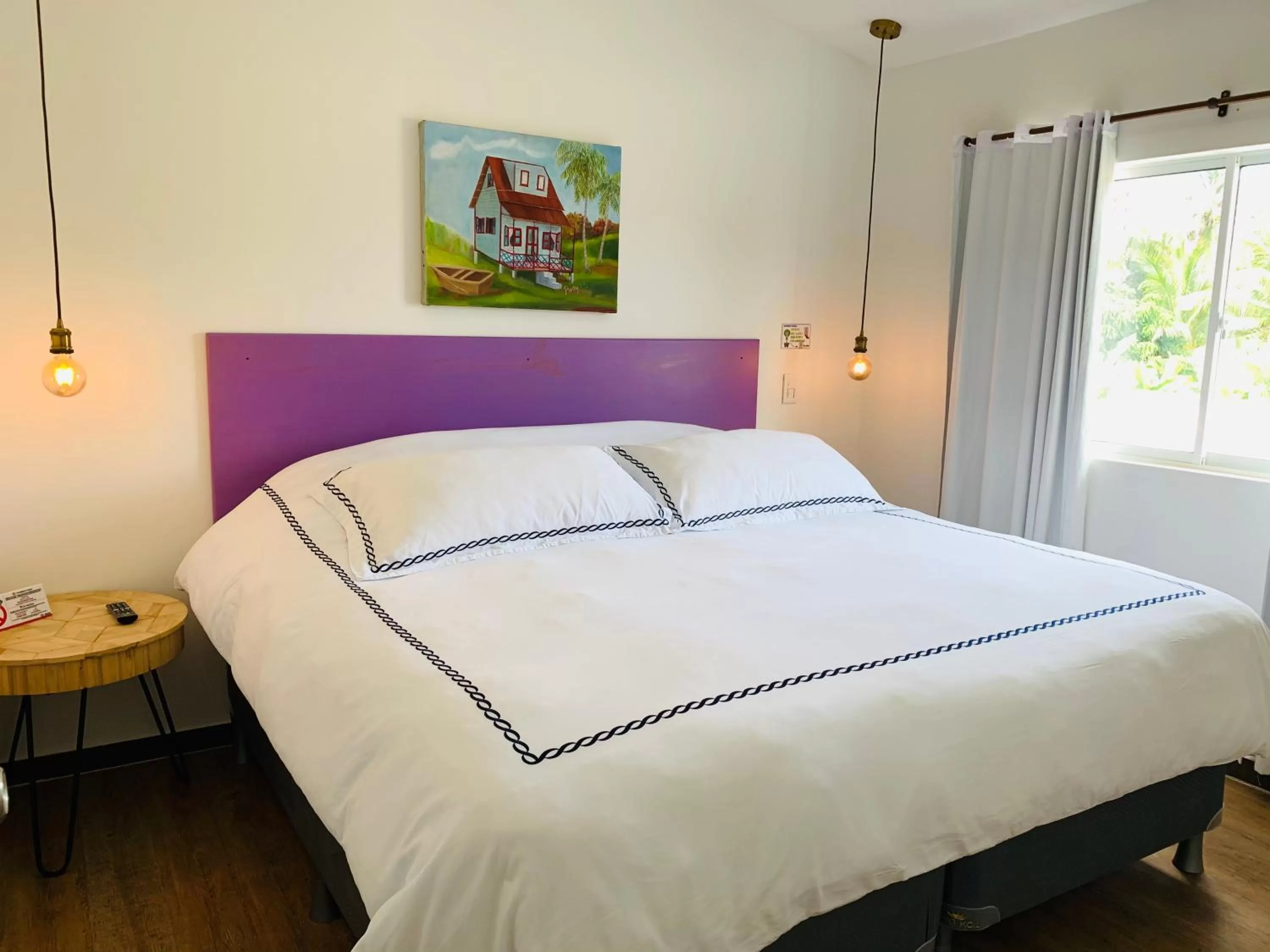 Bed in Be Happy Hotel