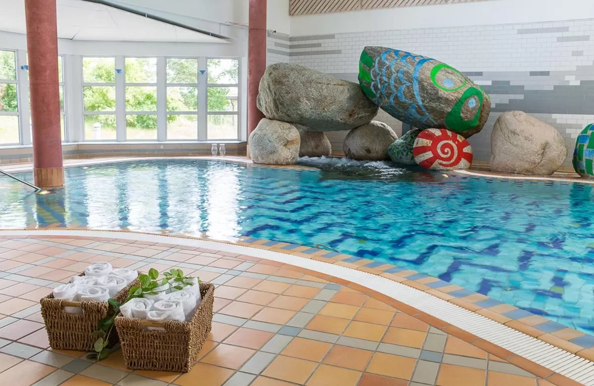 Swimming Pool in Runö Möten & Events