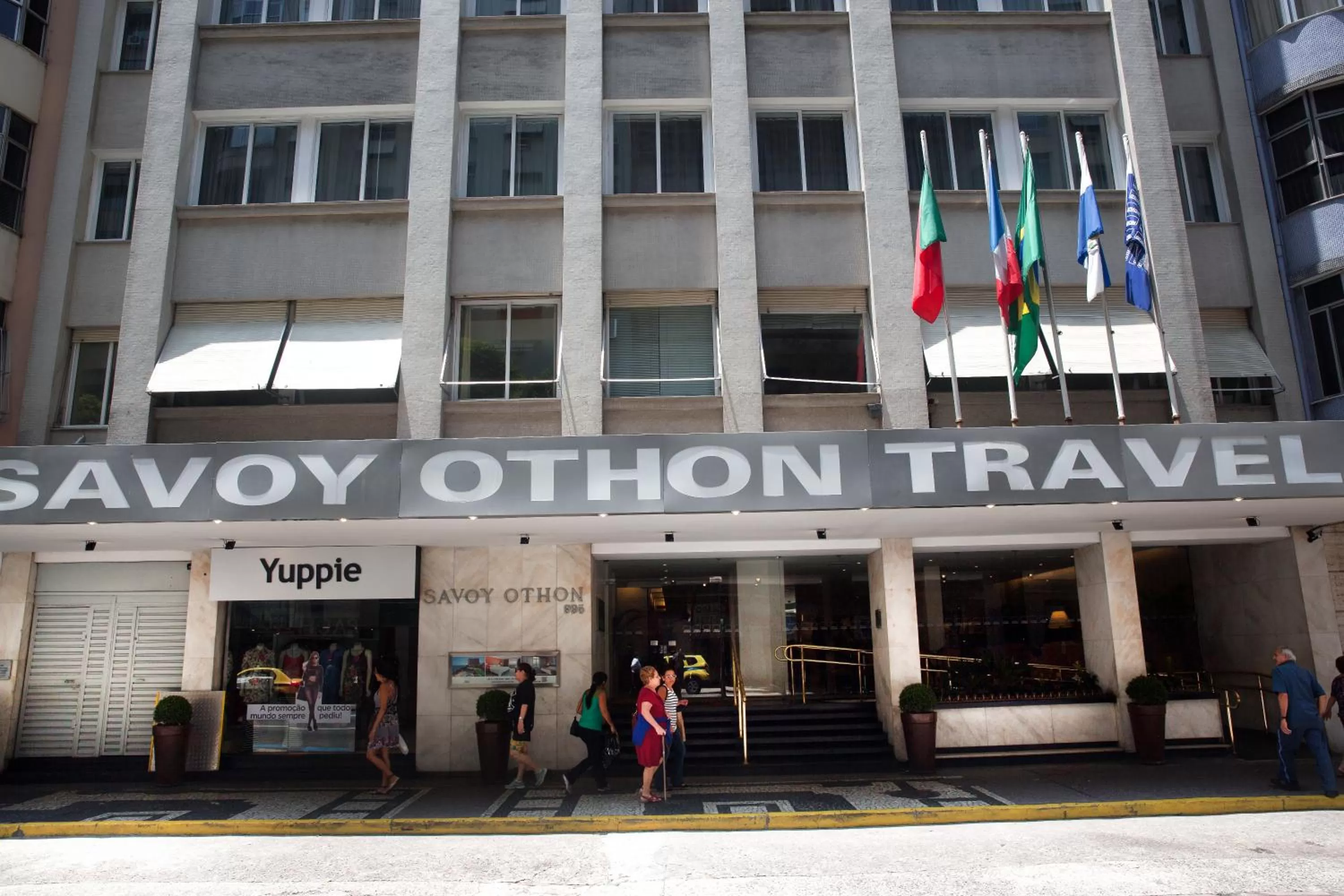 Facade/entrance in Savoy Othon Lite