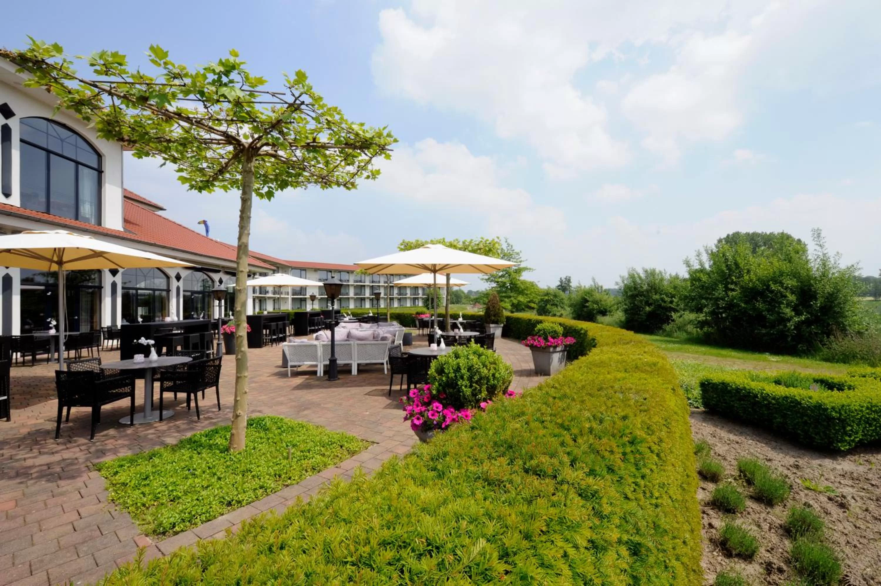 Garden in Van der Valk Hotel Melle - Osnabrück