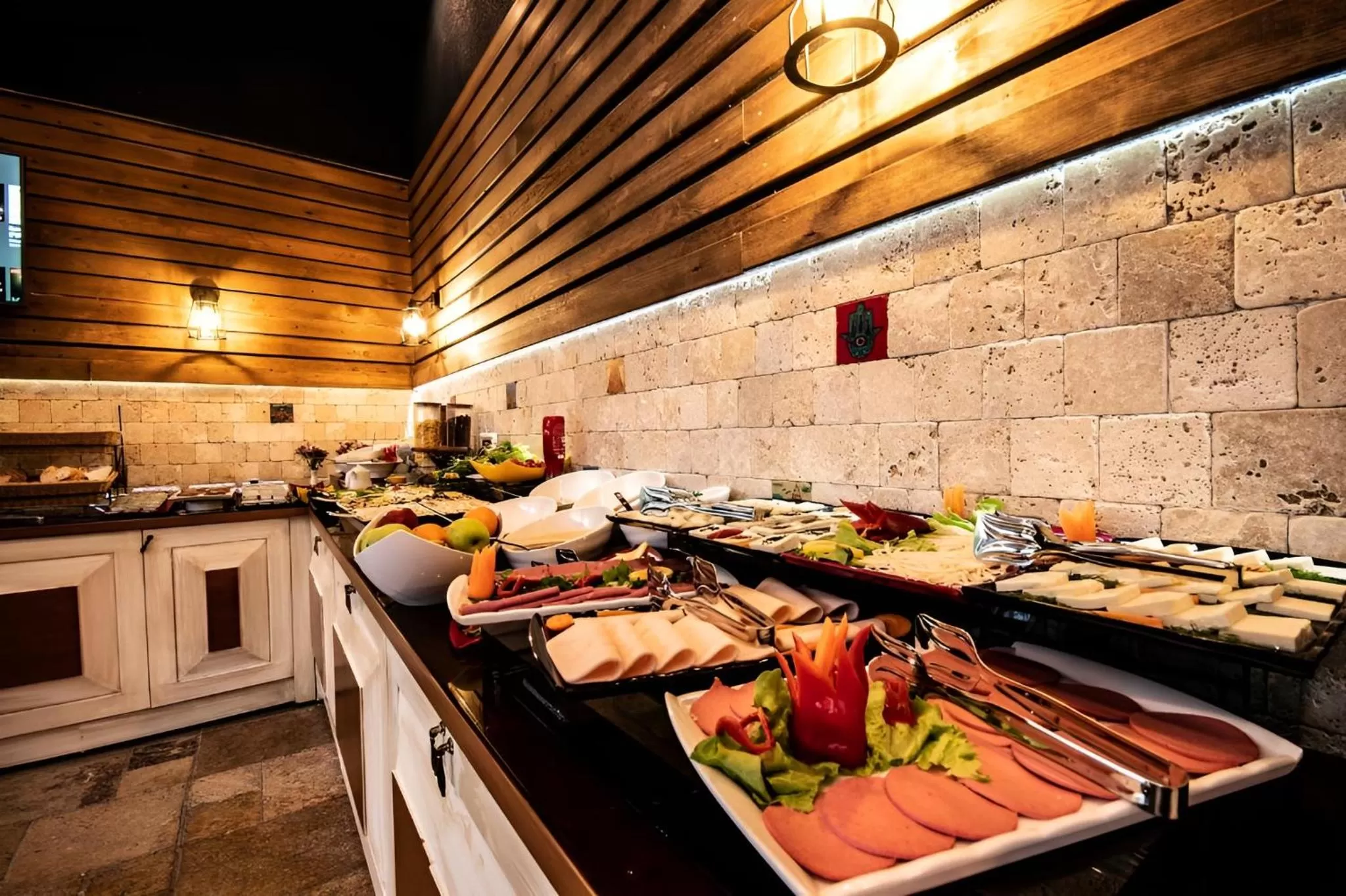 Food and drinks, Food in Pruva Hotel