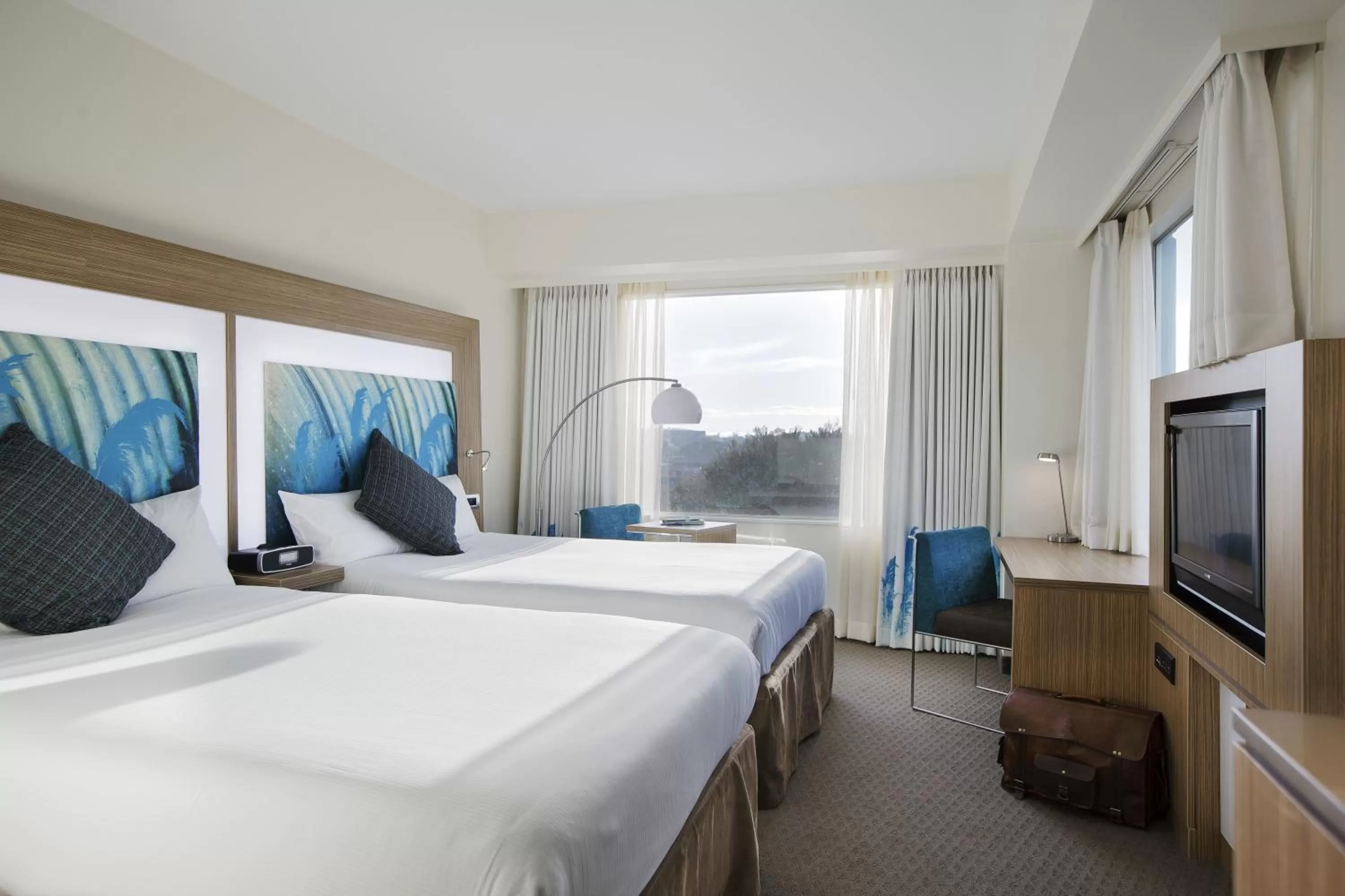 TV and multimedia, Bed in Novotel Tainui Hamilton
