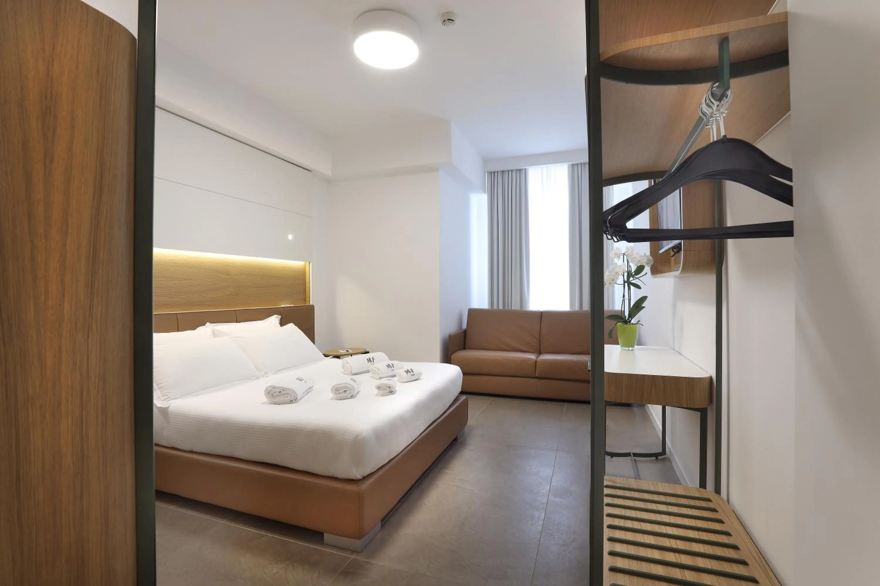 Bedroom, Bed in M&F Hotel