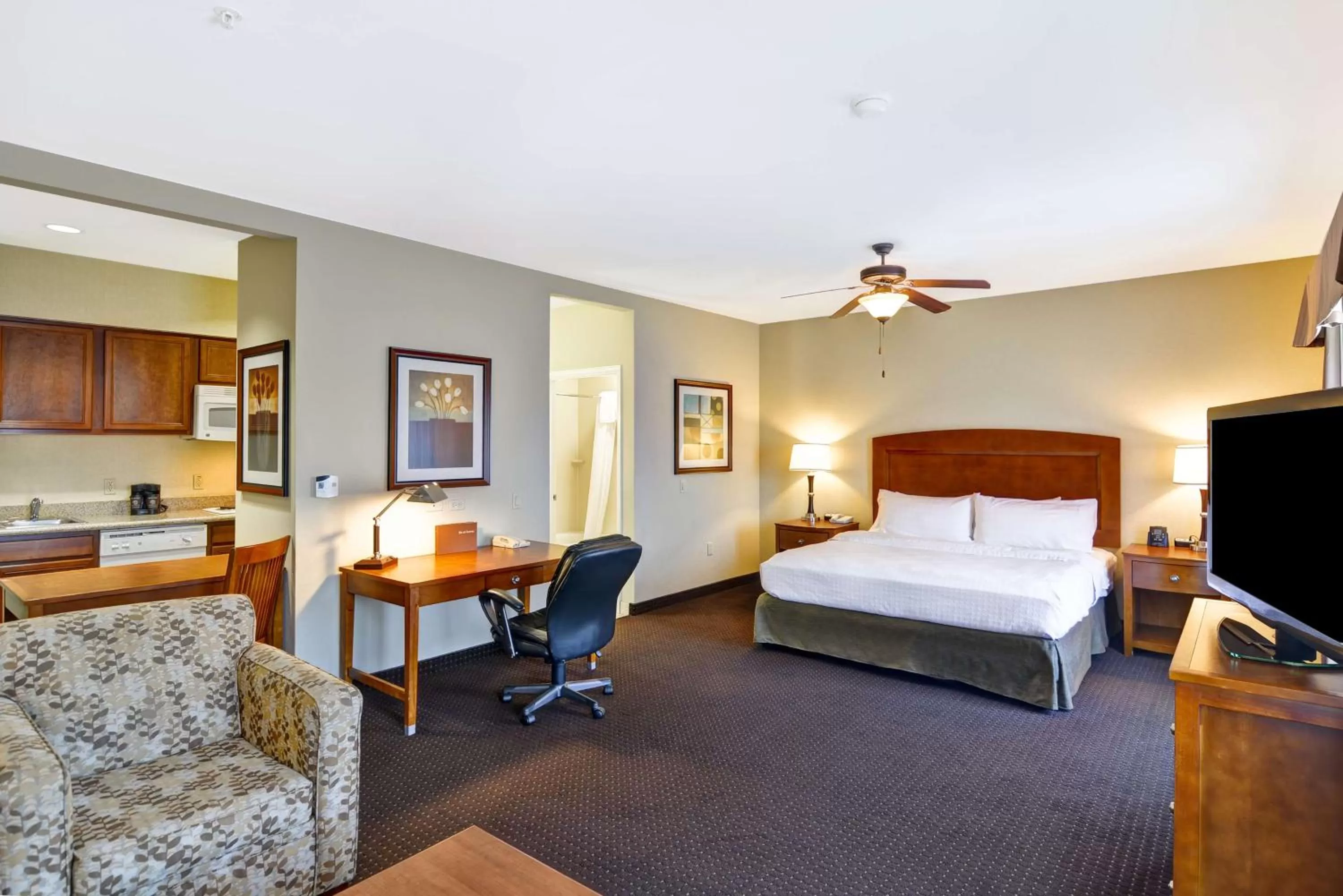 Bedroom, Bed in Homewood Suites by Hilton Houston West-Energy Corridor