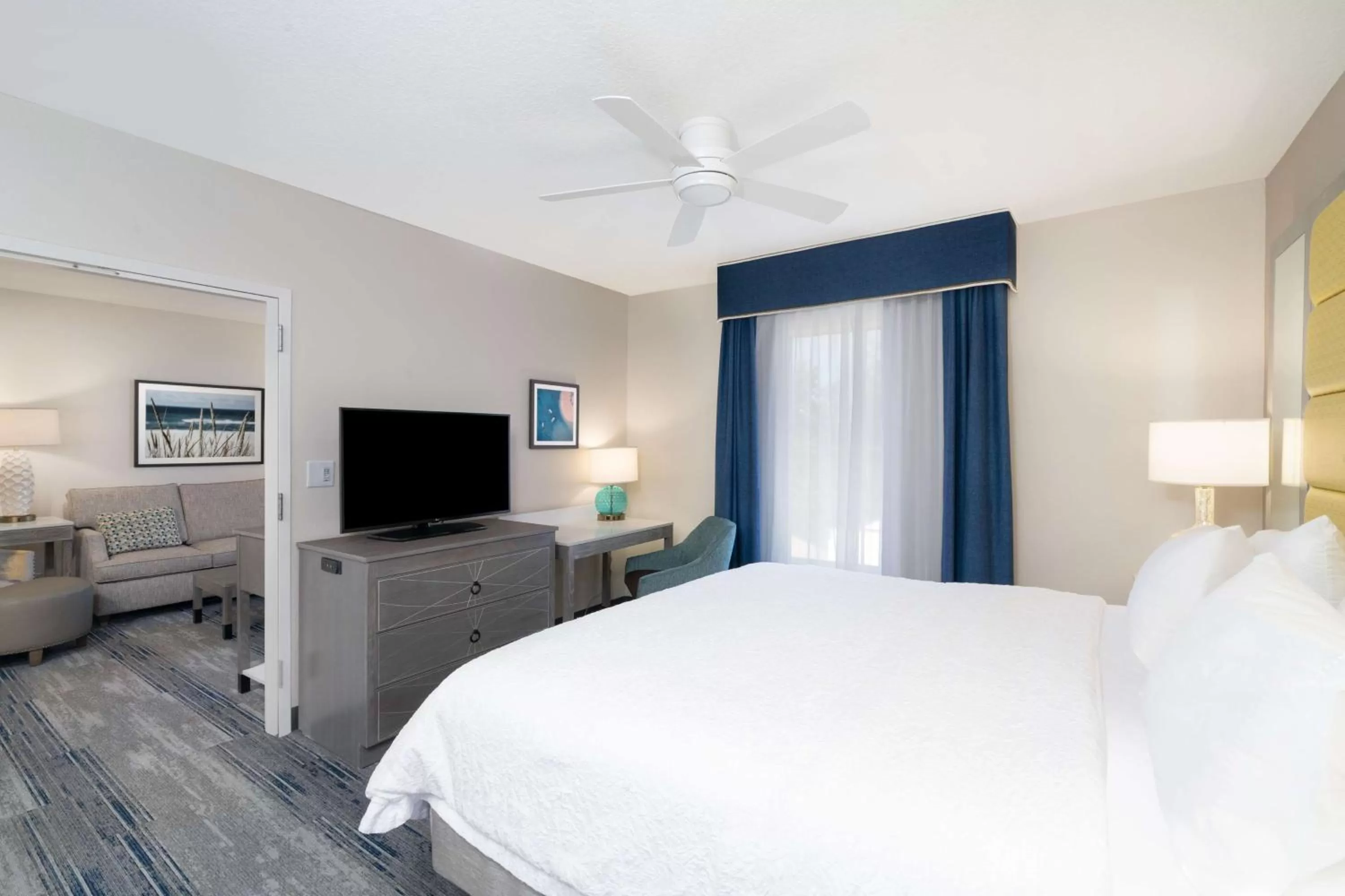 Bedroom, Bed in Hampton Inn & Suites Amelia Island-Historic Harbor Front