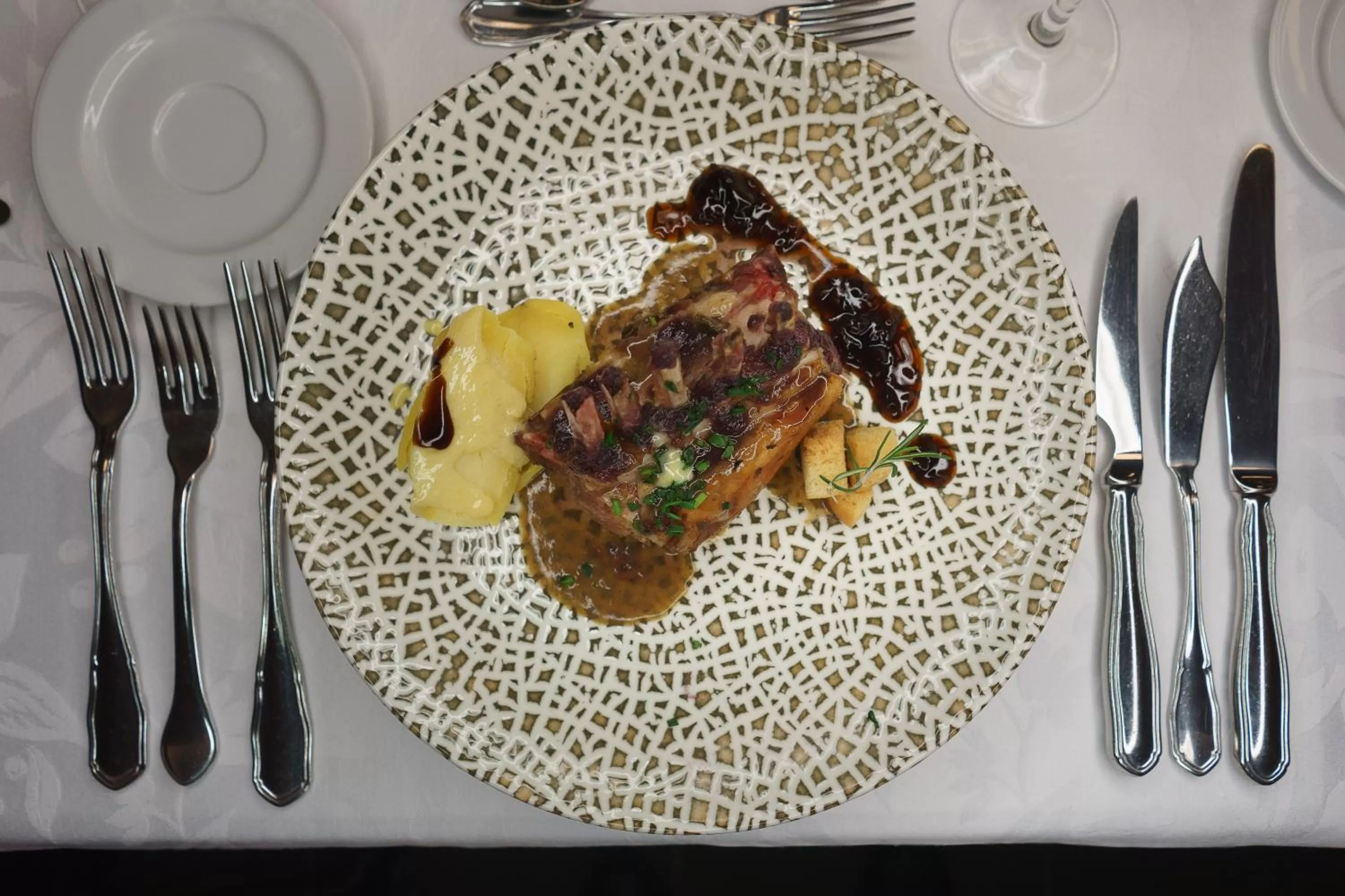 Food and drinks in Hospedium Hotel Triana