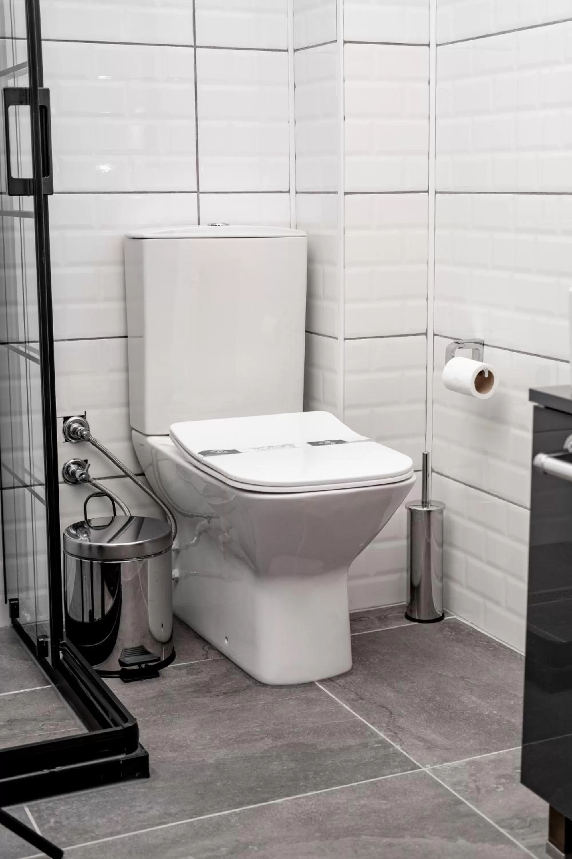 Toilet in Comfort Center Suit Hotel