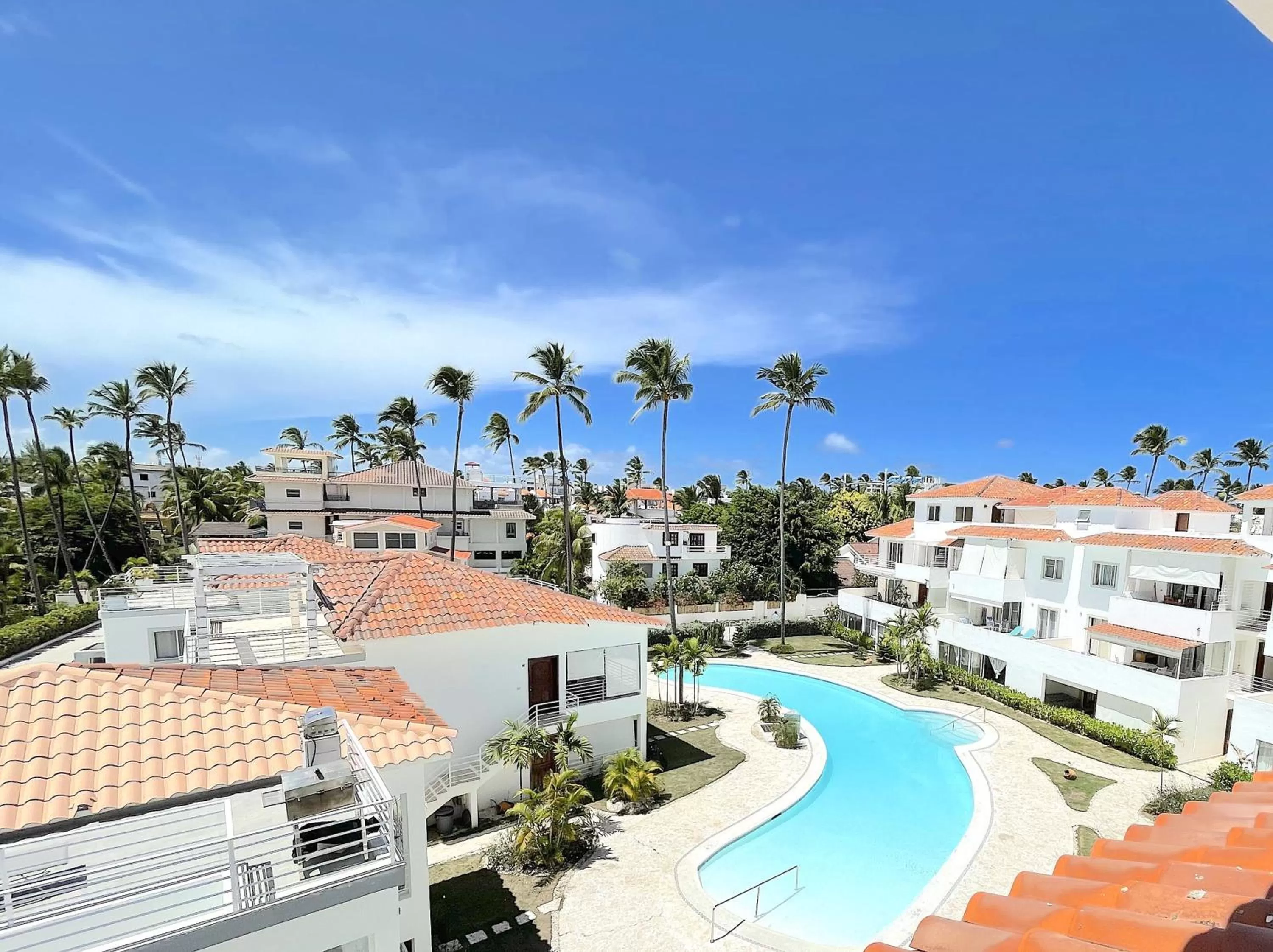 Property building, Pool View in HOTEL Beach VILLAS Los Corales WIFI & BBQ BEACH CLUB