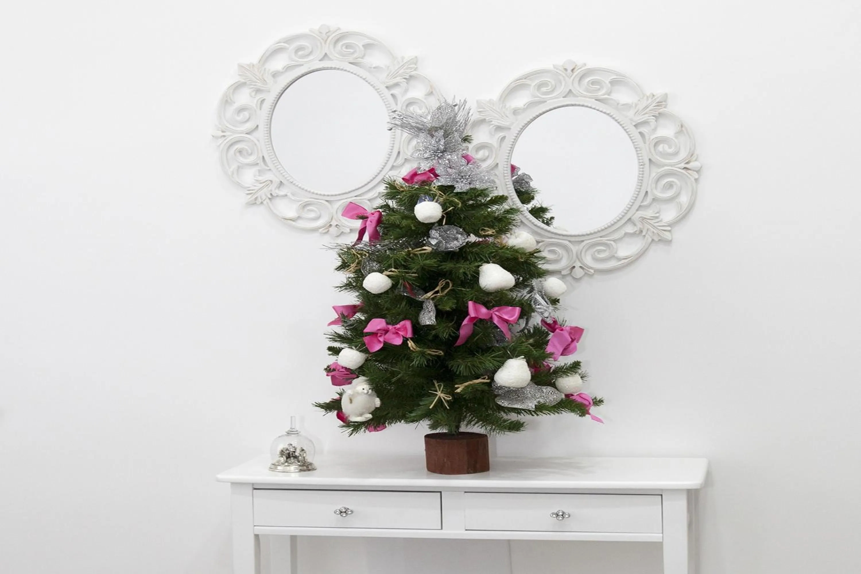 Area and facilities in Napoli Garibaldi Square