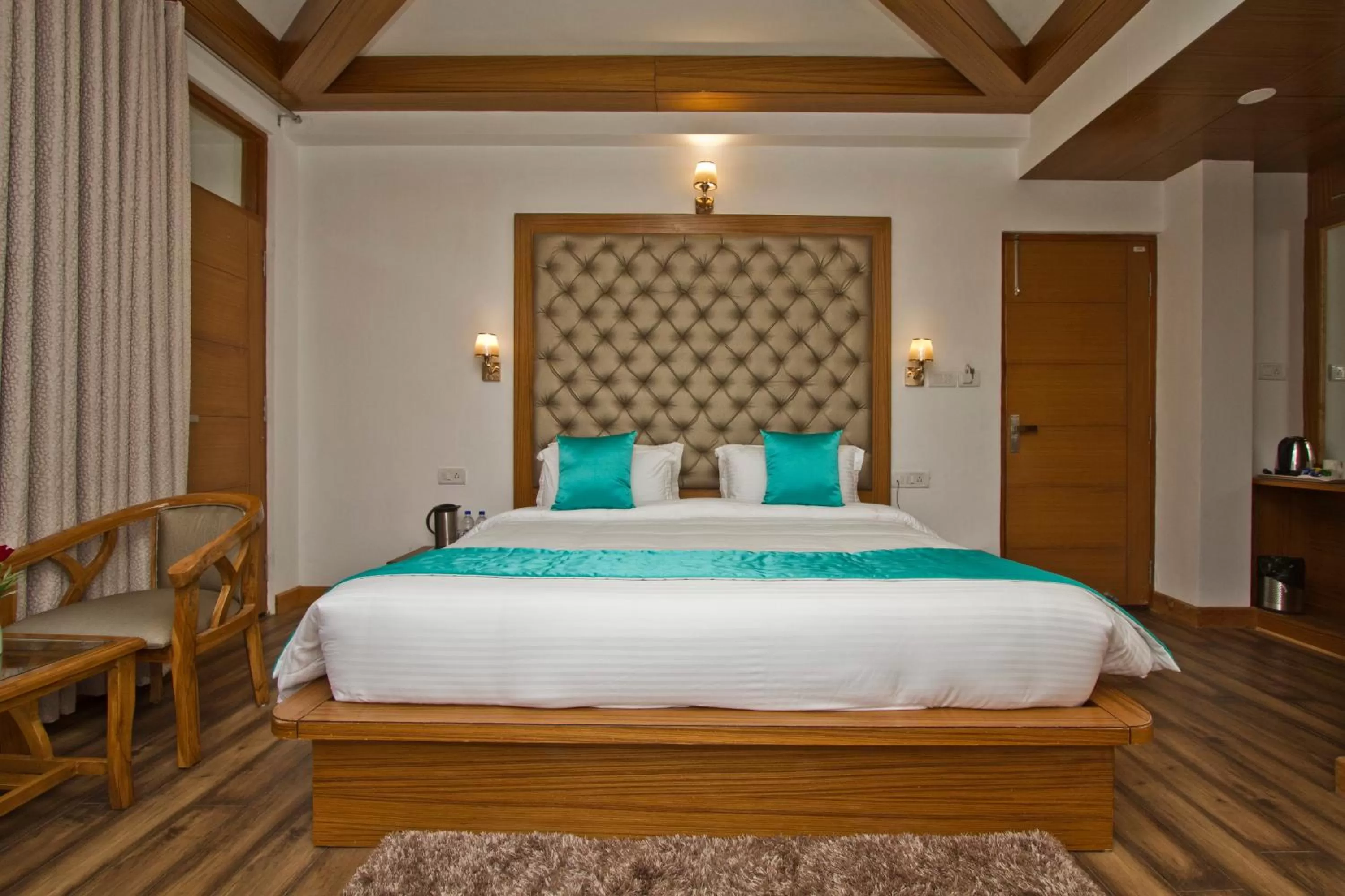 Photo of the whole room, Bed in Kalista Resort