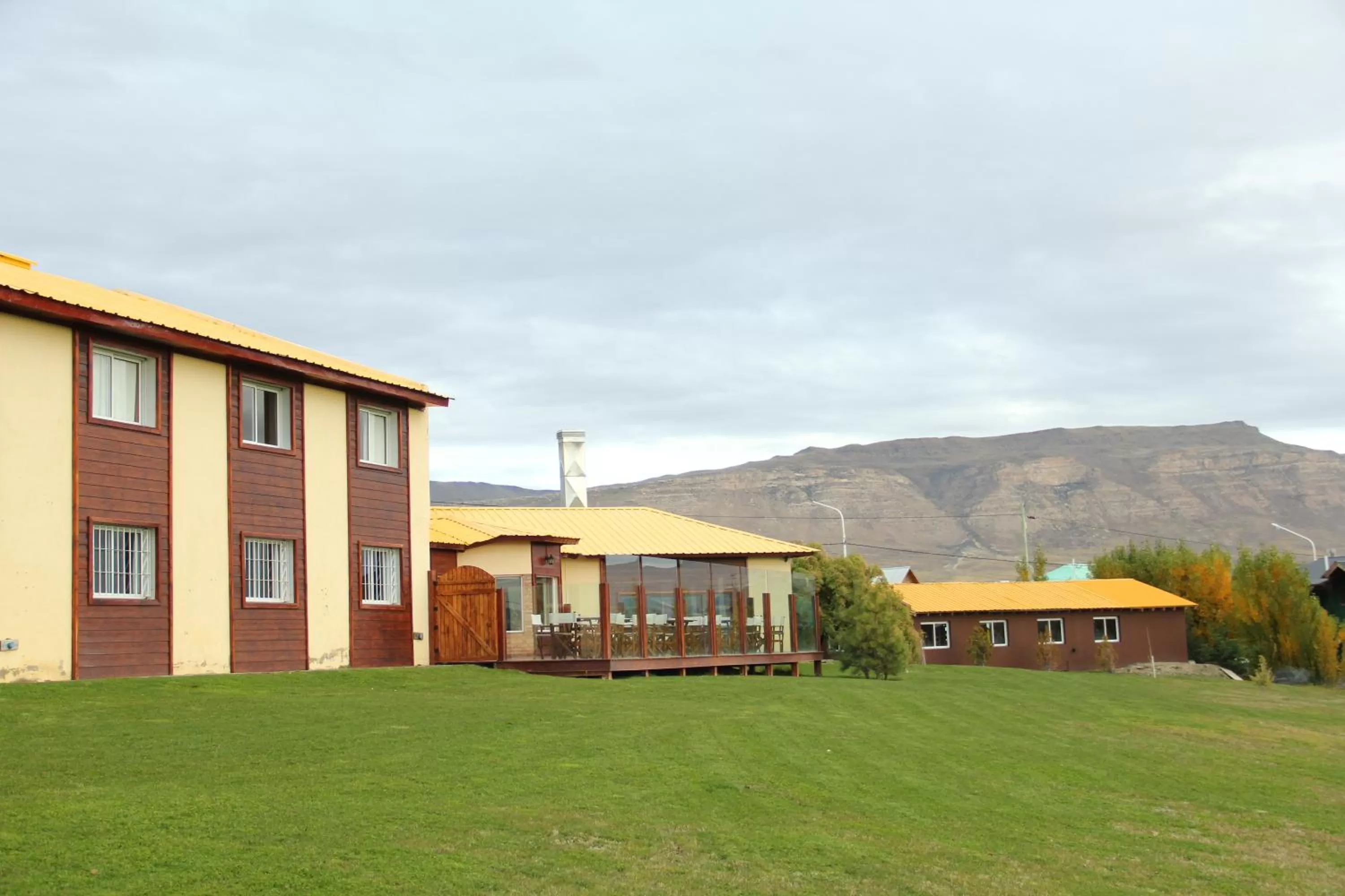 Property building in Hotel Picos Del Sur